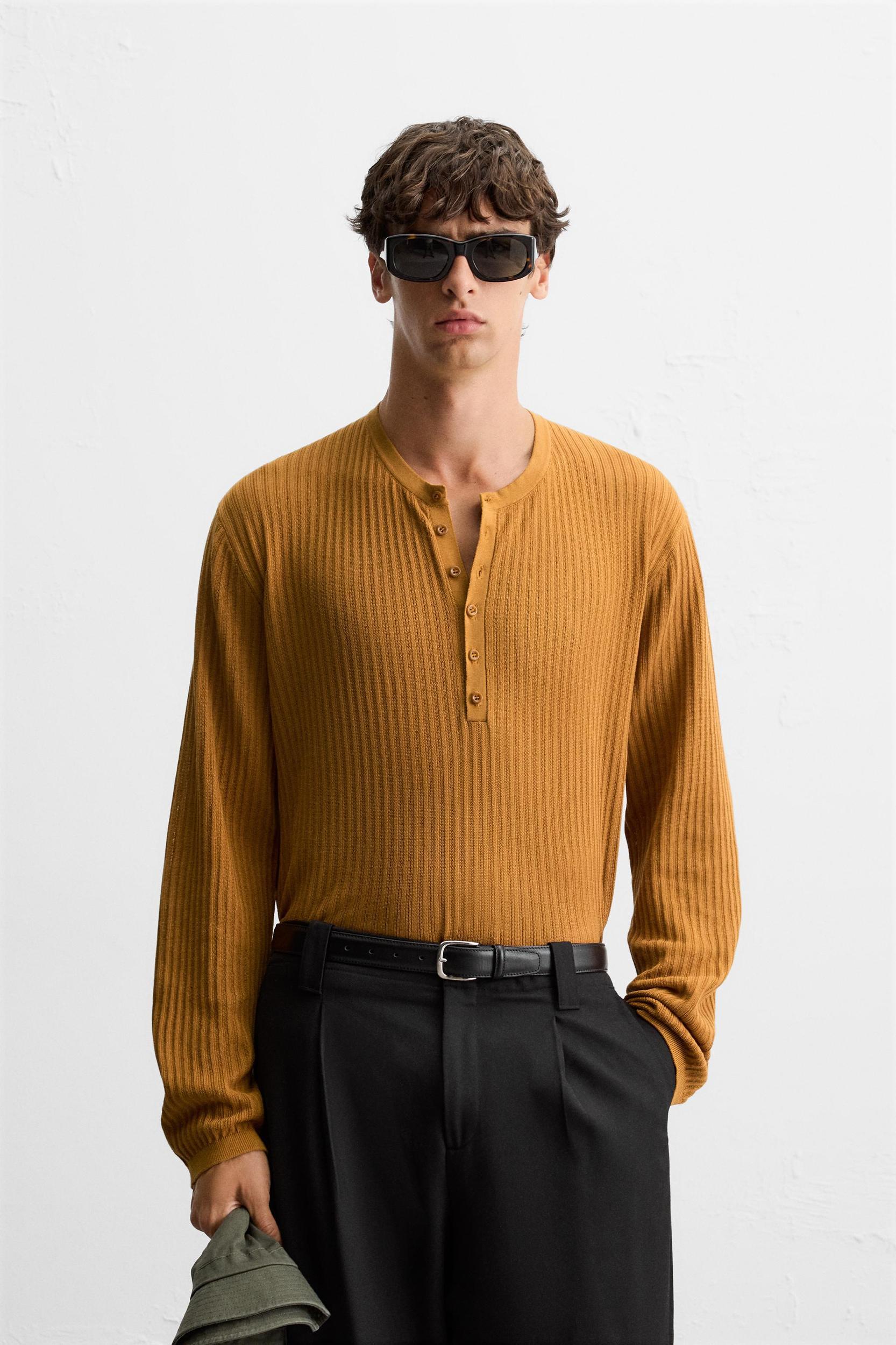 BUTTON NECK KNIT T-SHIRT Product Image