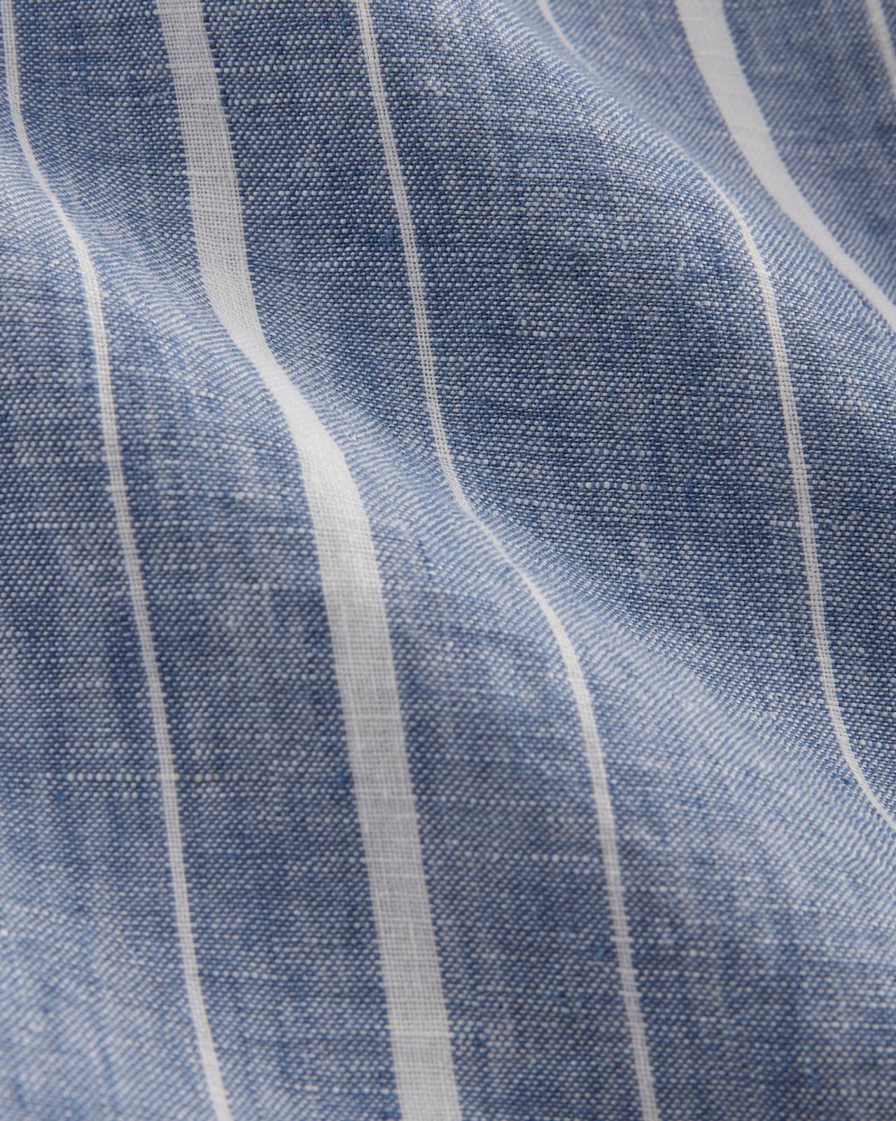 Mens Resort Shirt in Linen by Everlane Product Image