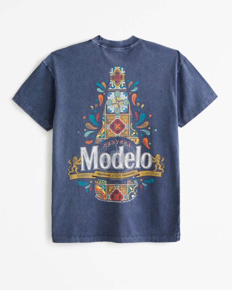 Modelo Graphic Tee Product Image