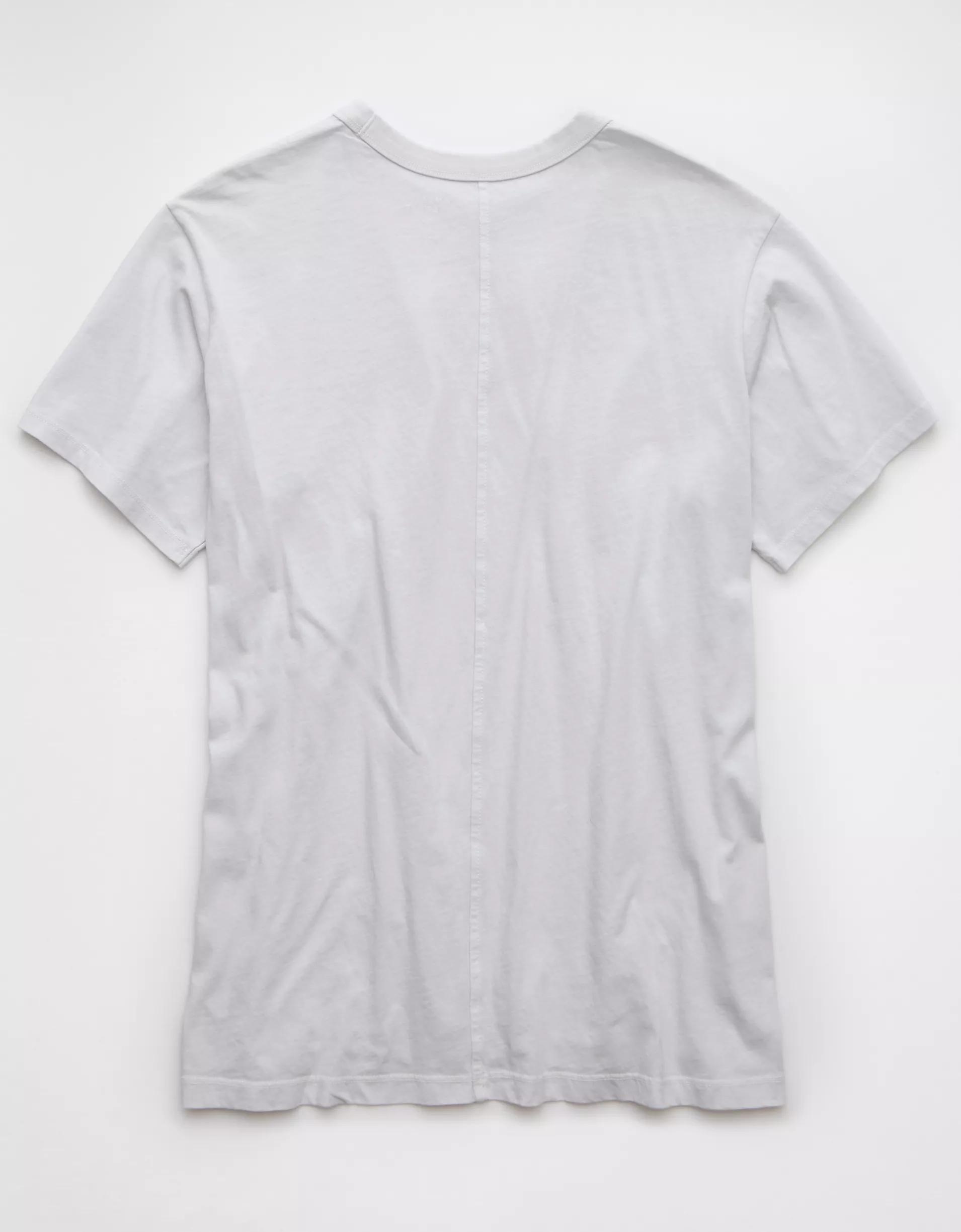 AE Oversized Valentine's Day Graphic T-Shirt Product Image