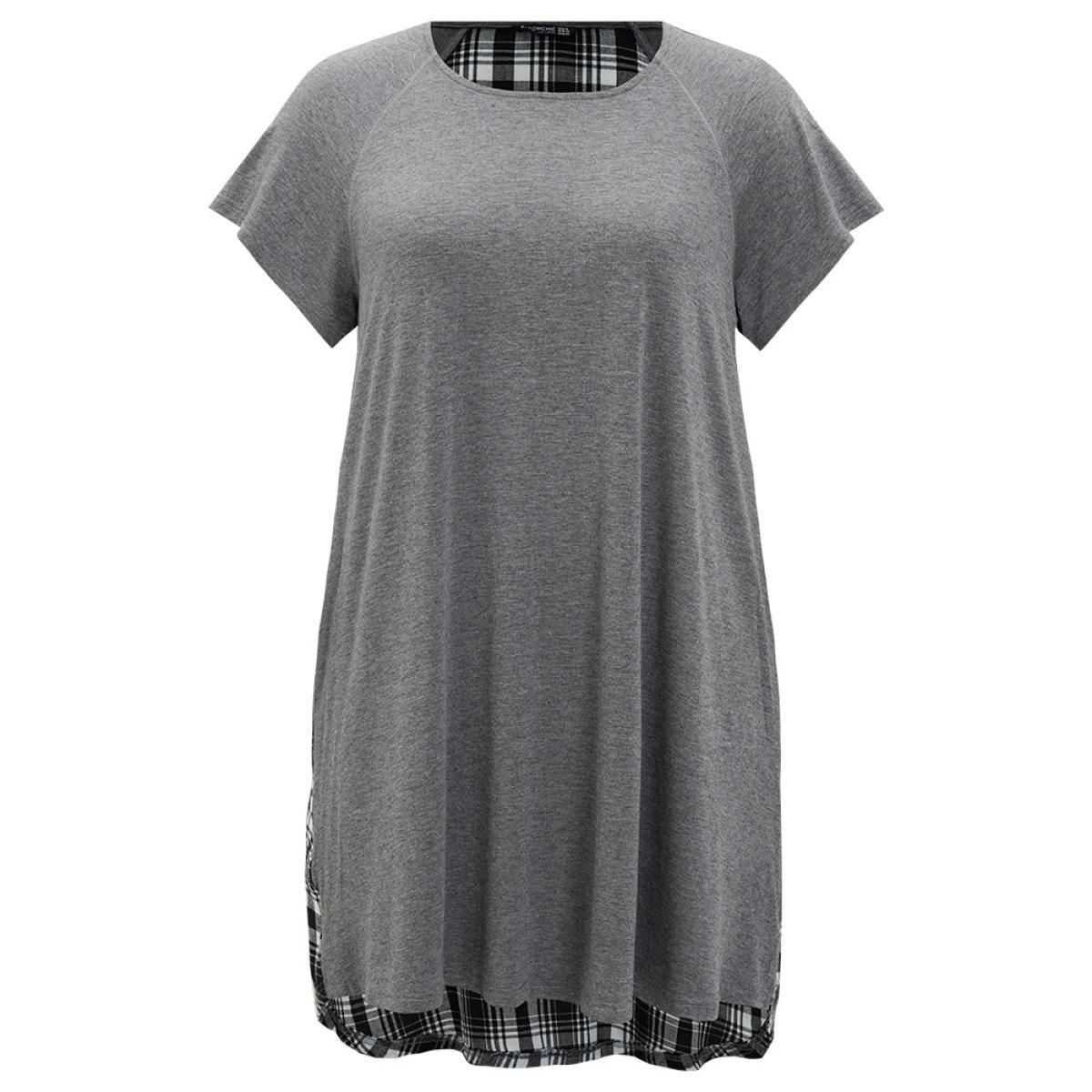 Plus Size Plaid Patchwork Pocket Raglan Sleeve High Low Dress Gray Women Casual Arc Hem Round Neck Short sleeve Curvy Knee Dress BloomChic 14-16/1X Product Image