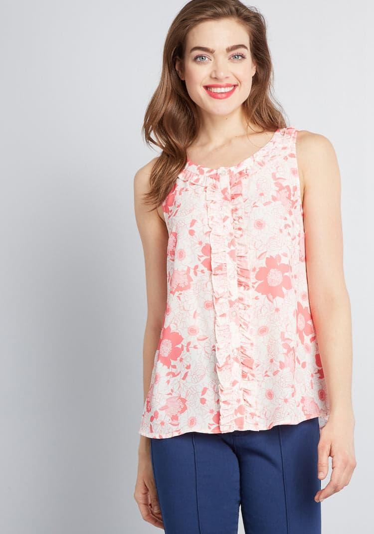Bit of Frill Sleeveless Blouse Product Image
