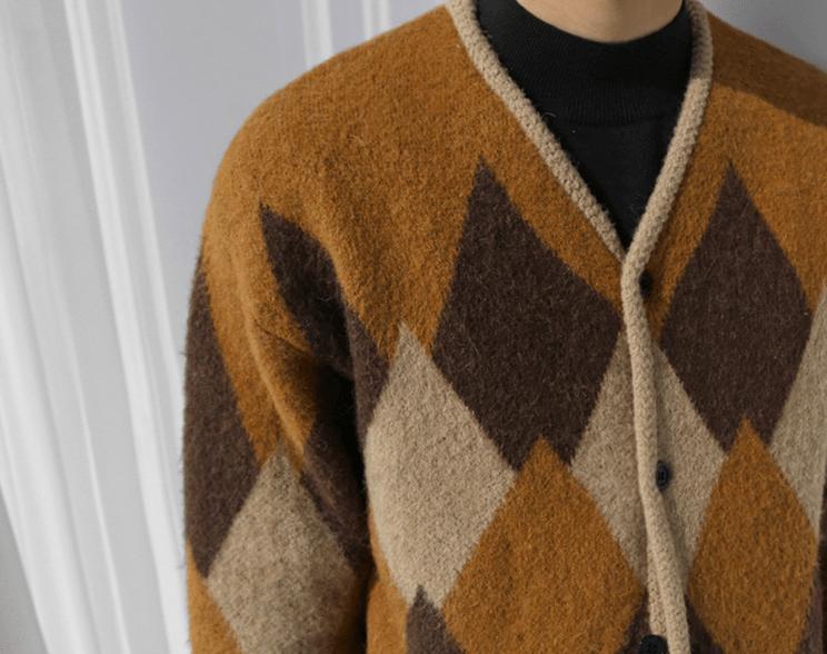 RT No. 3457 KNITTED COLLARLESS DIAMOND CARDIGAN Product Image