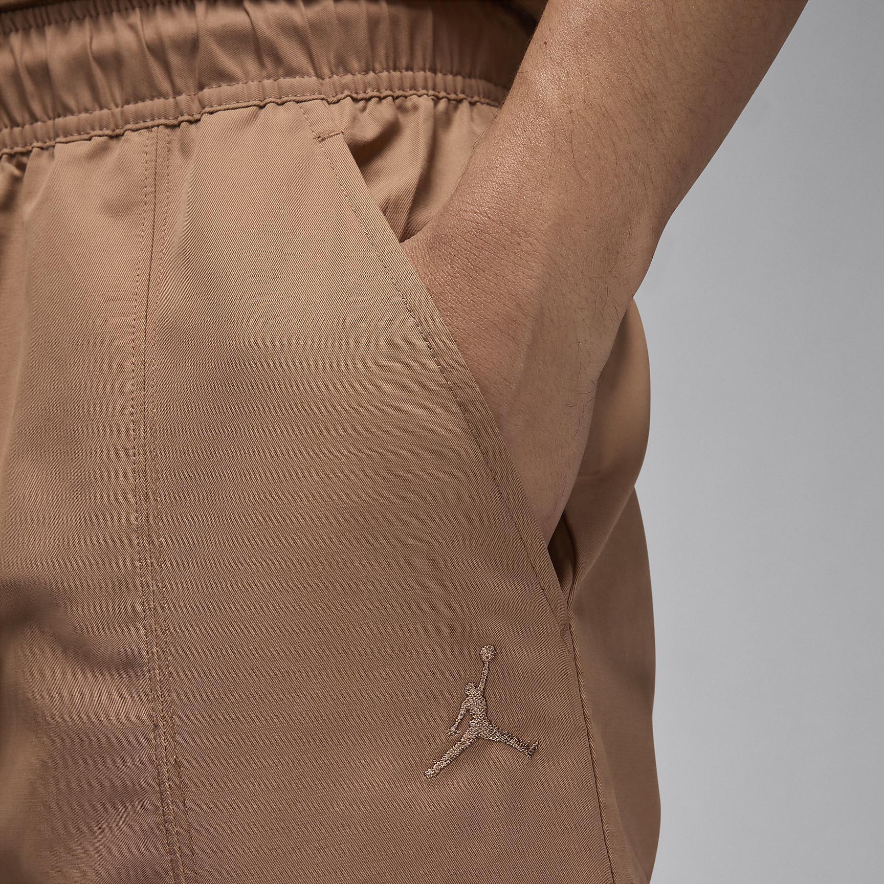 Jordan Essentials Men's Woven Pants Product Image