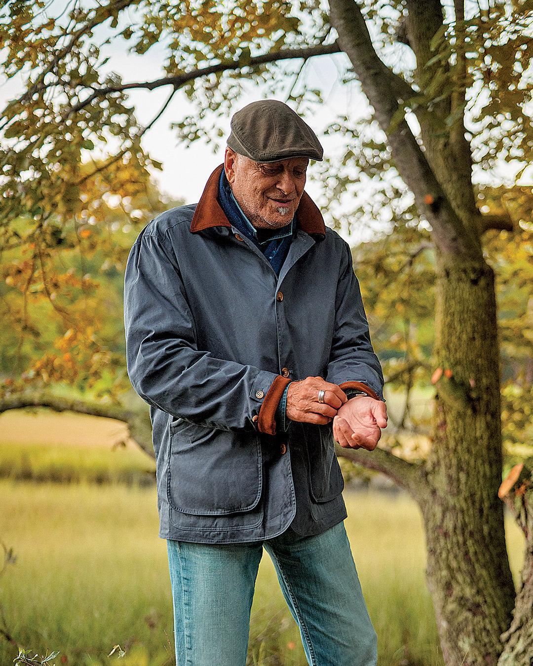 Gamekeeper Jacket in Navy Waxed Canvas Product Image