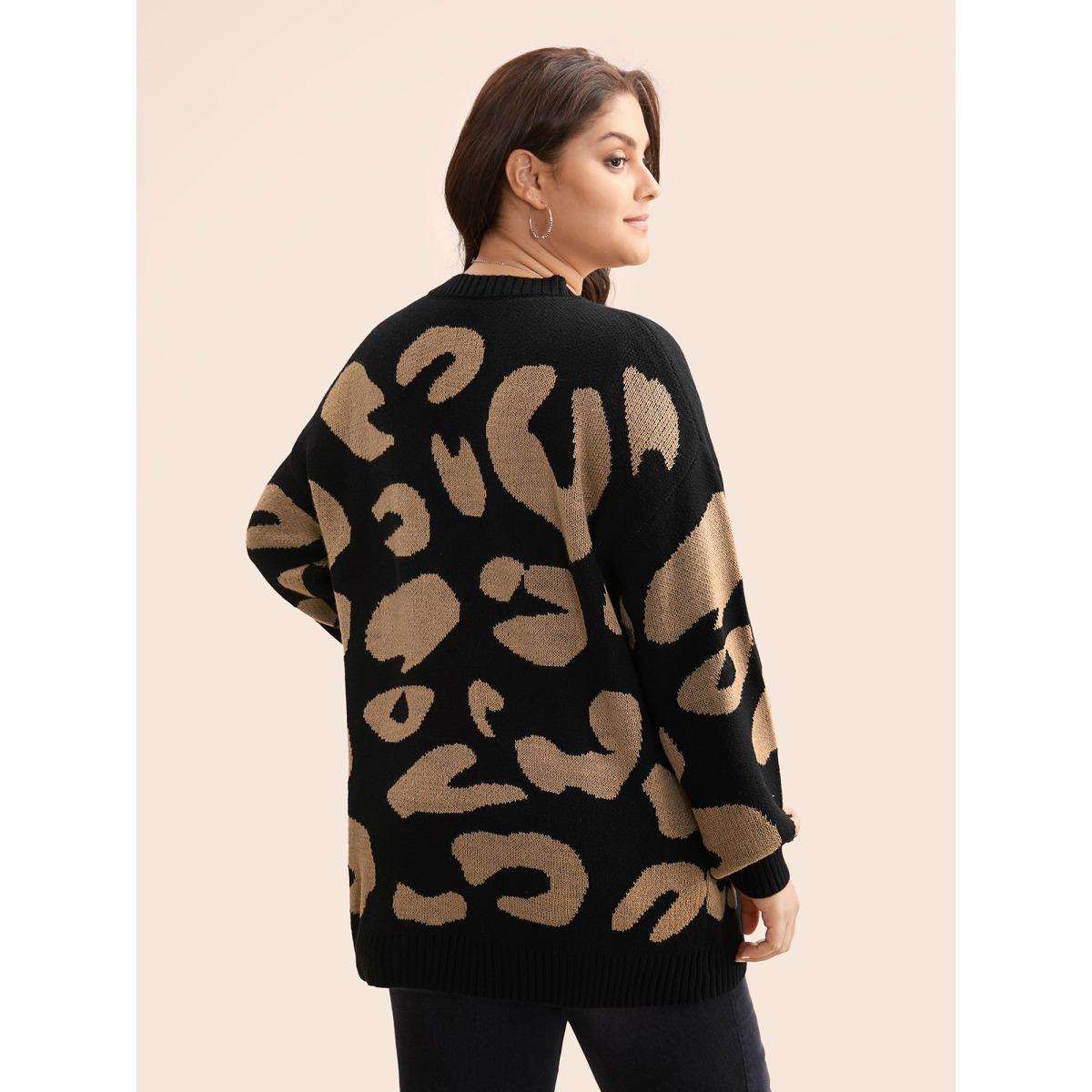 Plus Size Leopard Print Drop Shoulder Sleeve Pullover Black Women Casual Loose Long Sleeve Round Neck Everyday Pullovers BloomChic 28/5X Product Image