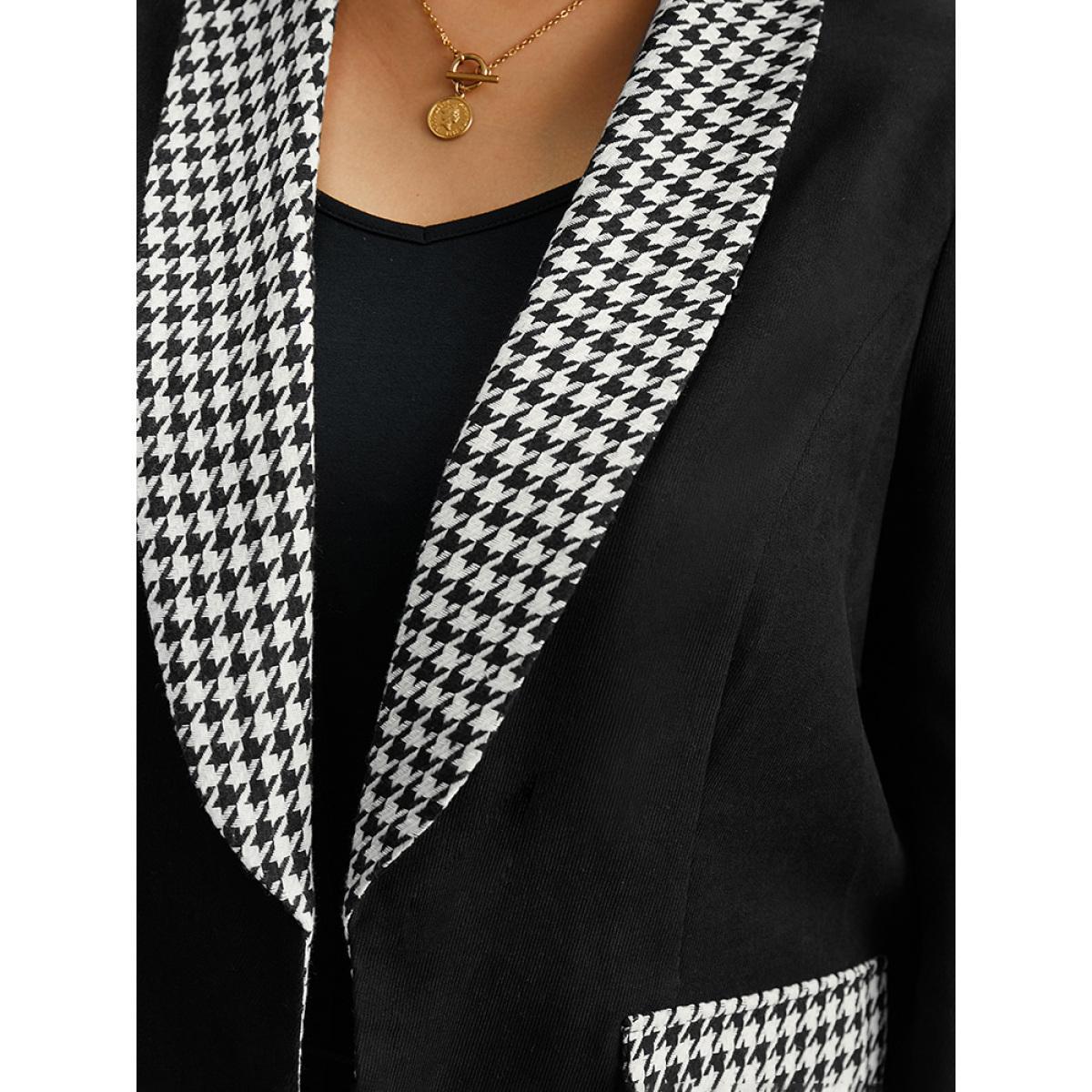 Plus Size Houndstooth Patchwork Contrast Twill Lapel Collar Blazer Black Women Dailywear Houndstooth Contrast Sleeve Long Sleeve Lapel Collar 28/5X Casual Blazers BloomChic Product Image