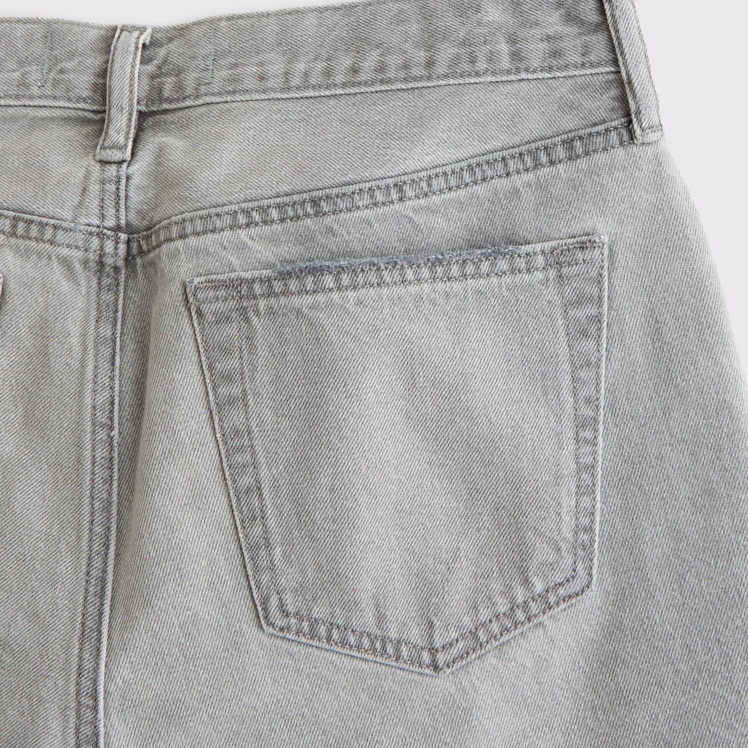 Loose Denim Short Product Image