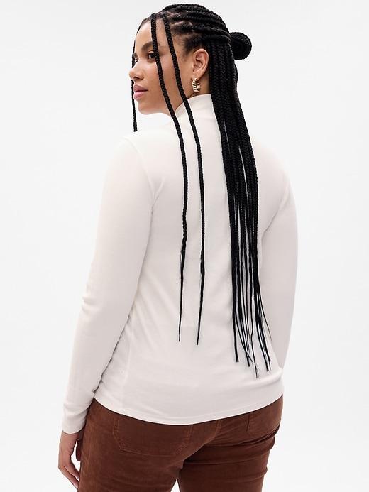 Modern Mockneck T-Shirt Product Image