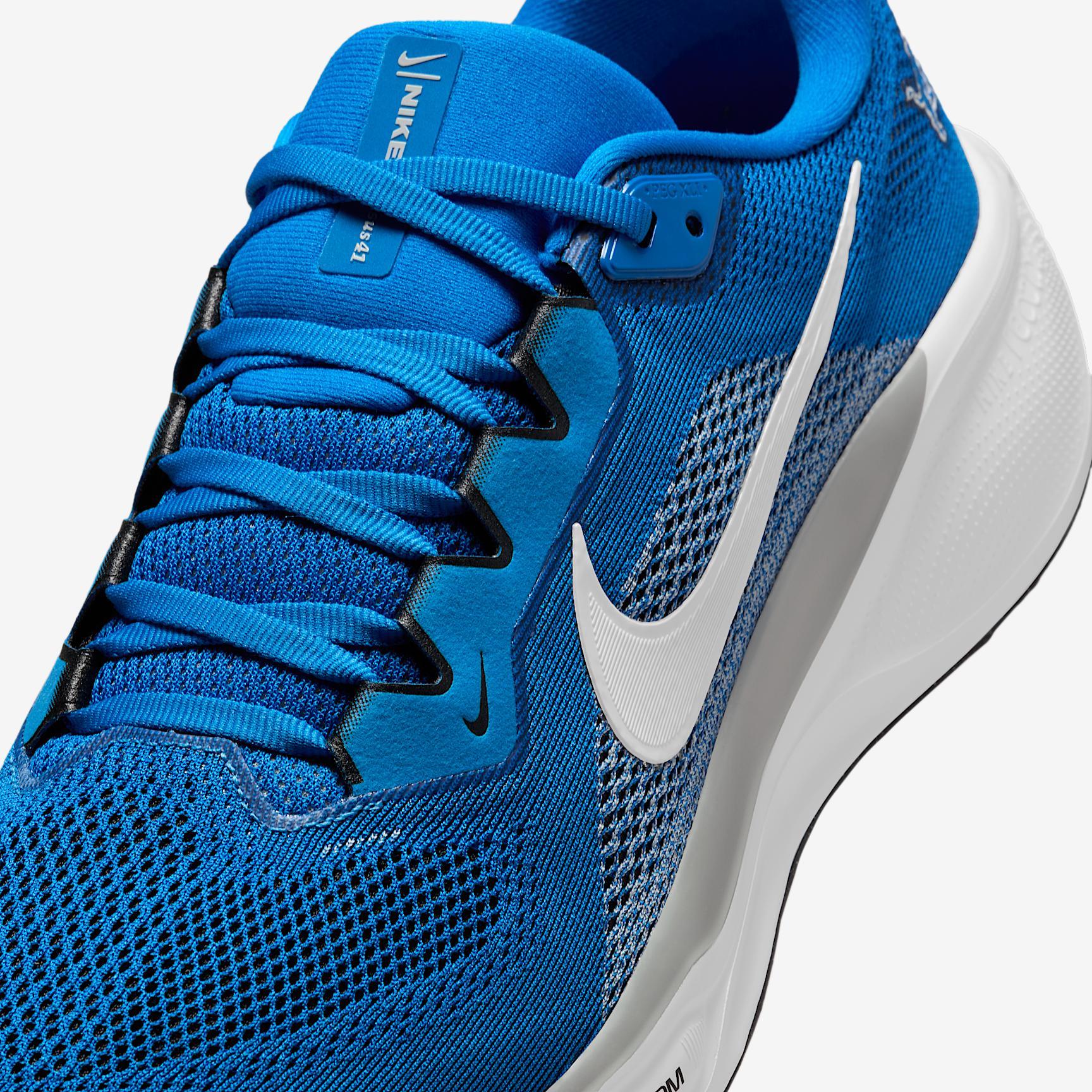 Detroit Lions Pegasus 41 Men's Nike NFL Road Running Shoes Product Image