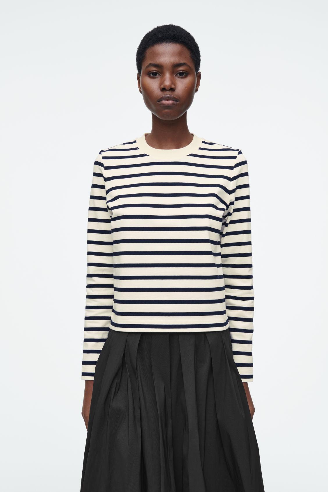 CLEAN CUT REGULAR LONG-SLEEVED T-SHIRT Product Image
