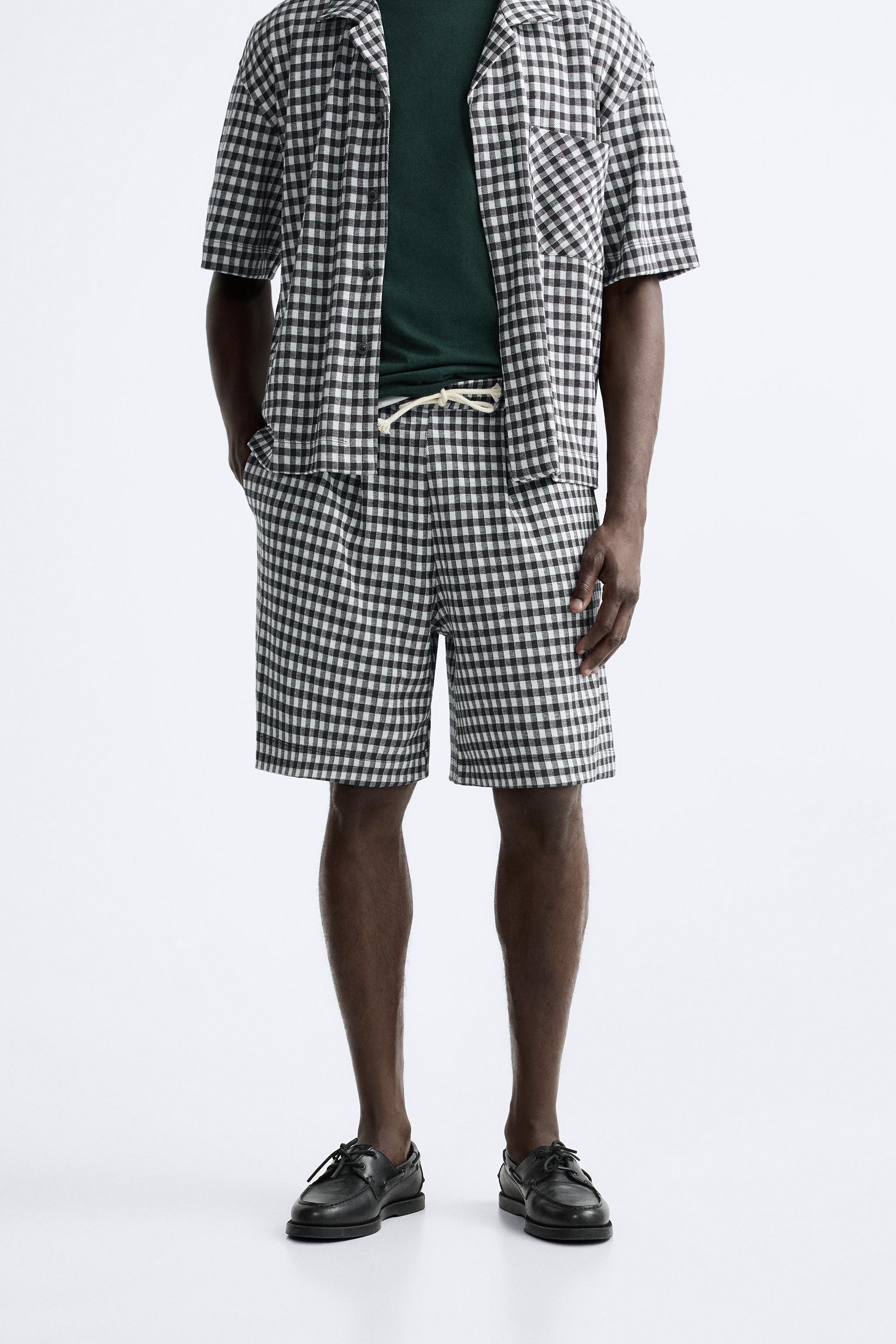 PLAID SHORTS Product Image