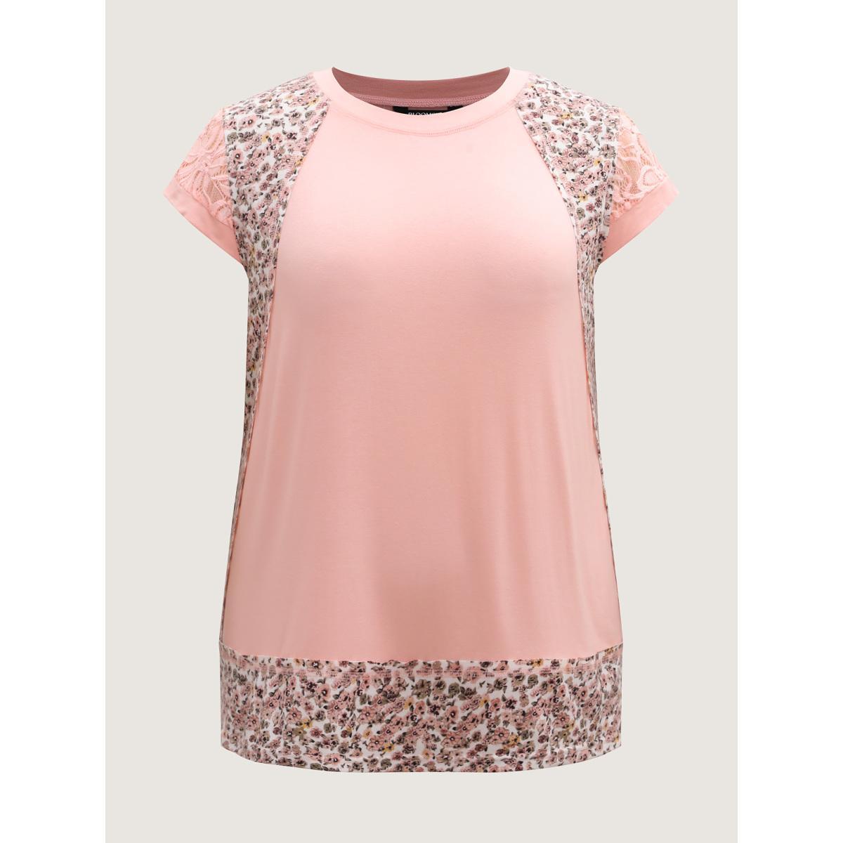 Plus Size Floral Print Contrast Cut-Out T-Shirt MistyRose Women Contrast Round Neck Everyday-Casual T-shirts BloomChic 26/4X Product Image