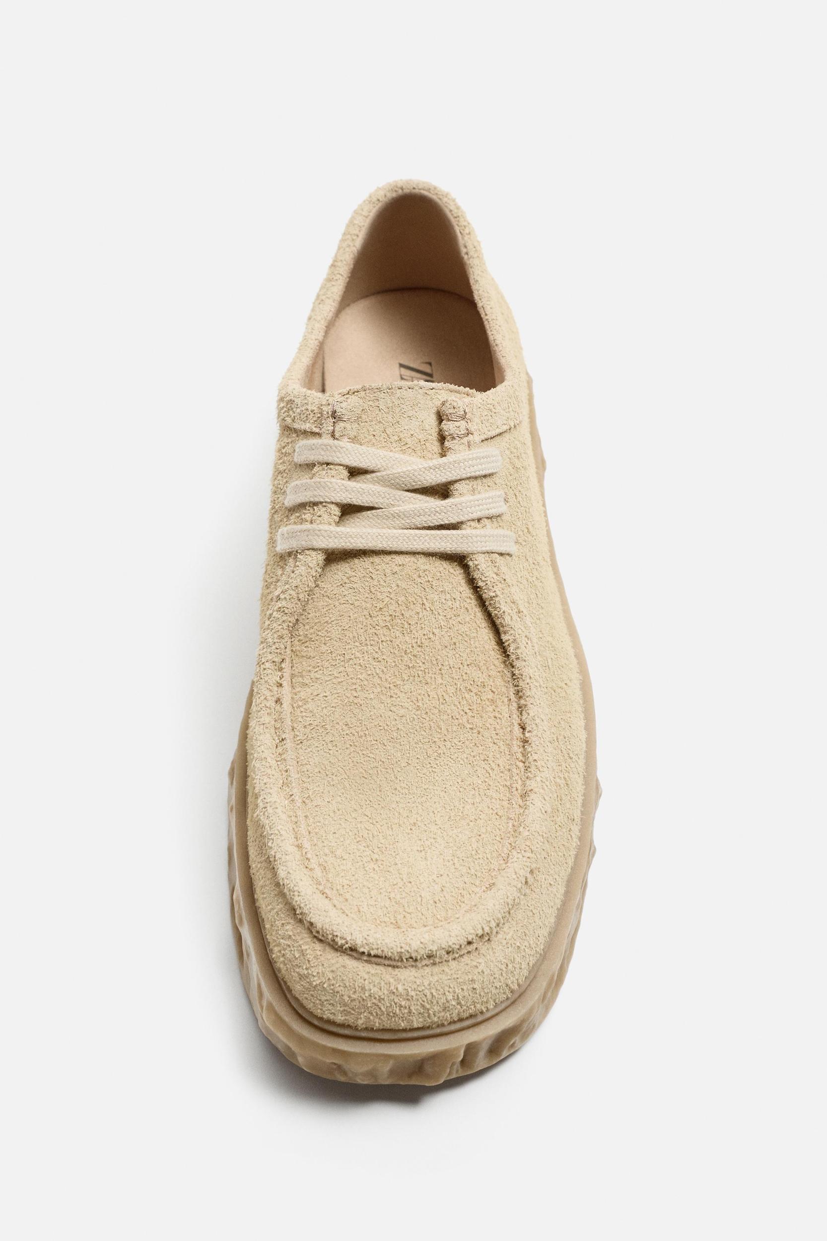 IRREGULAR SOLE LEATHER SHOE Product Image