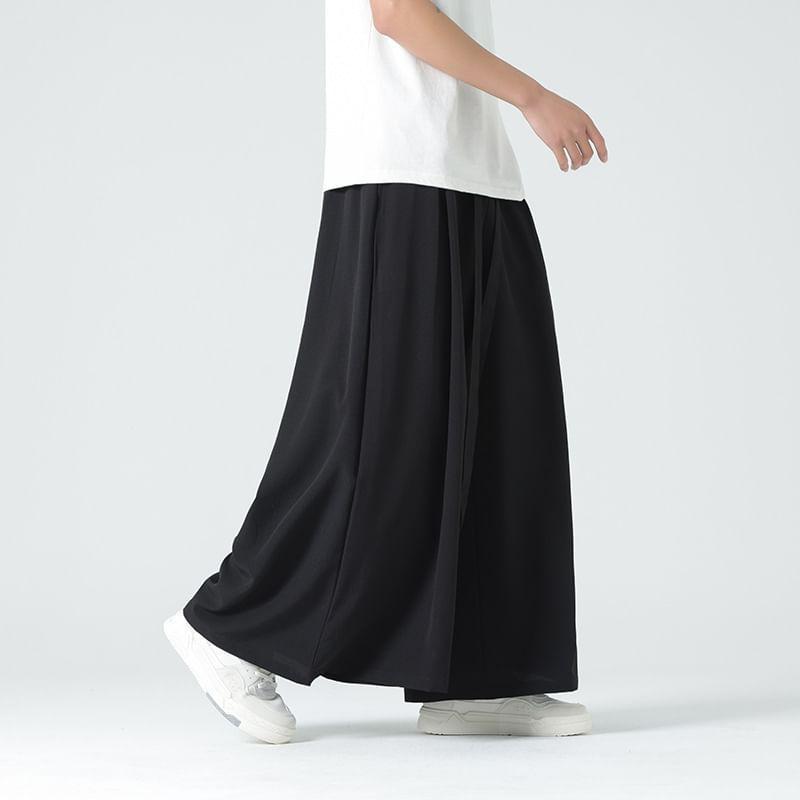Mid Rise Plain Wide Leg Pants Product Image