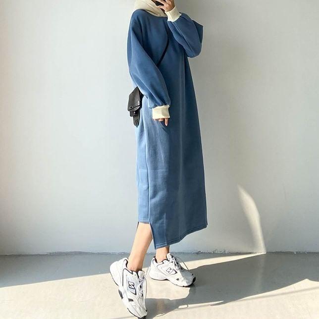Puff-Sleeve Two-Tone Midi Hoodie Dress Product Image