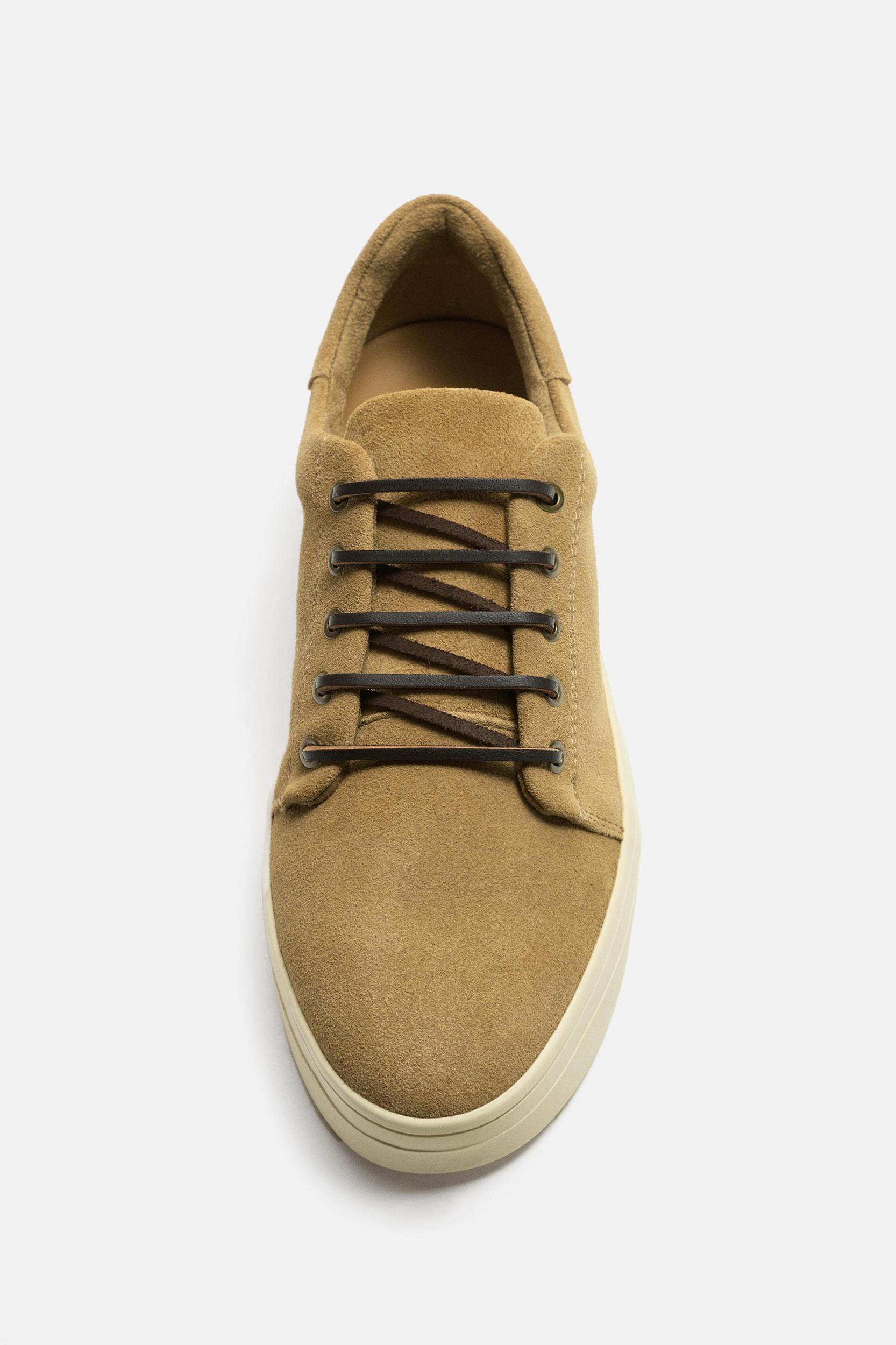 CASUAL LEATHER SNEAKERS Product Image