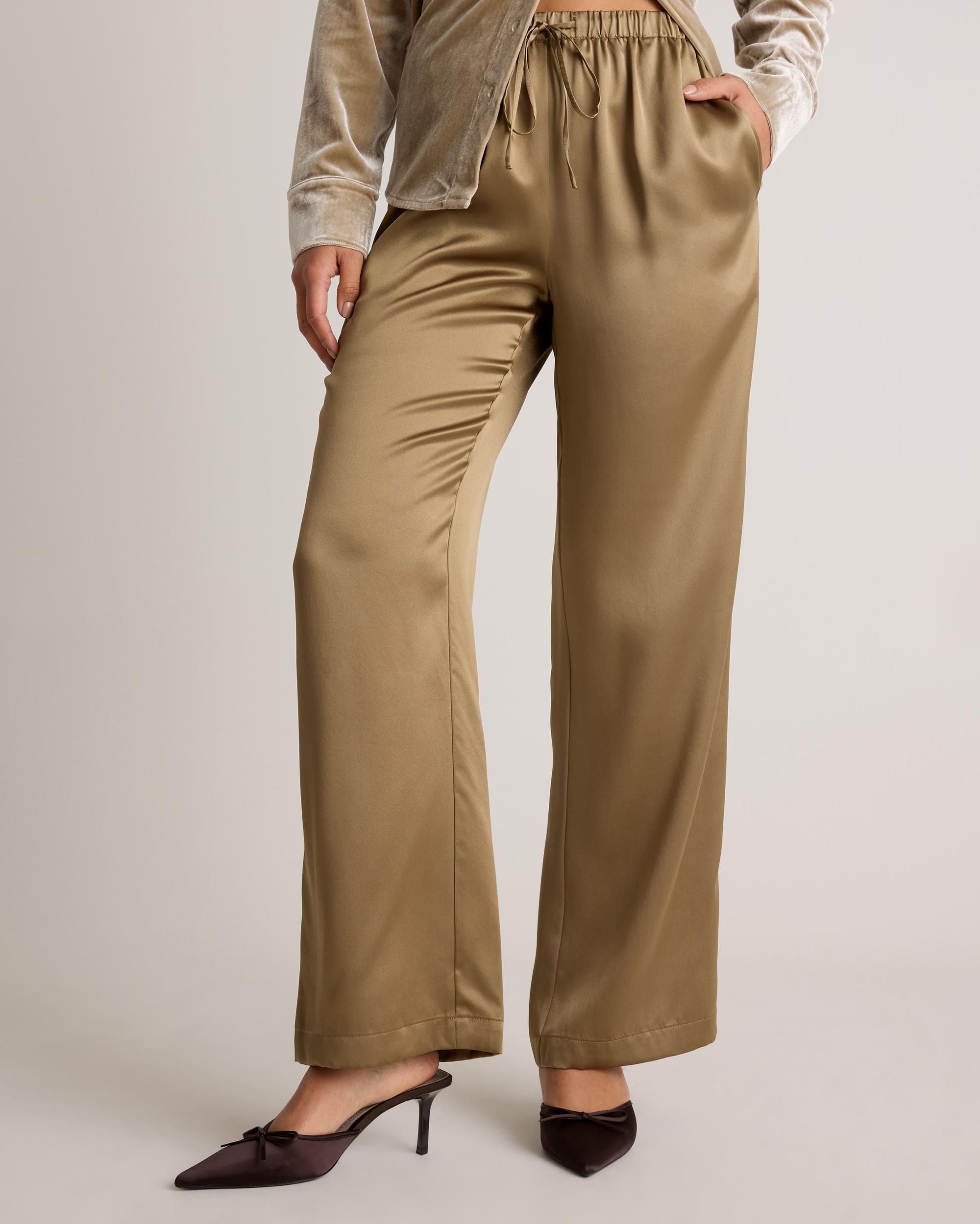 Quince | Women's Drawstring Wide Leg Pants Silk Product Image