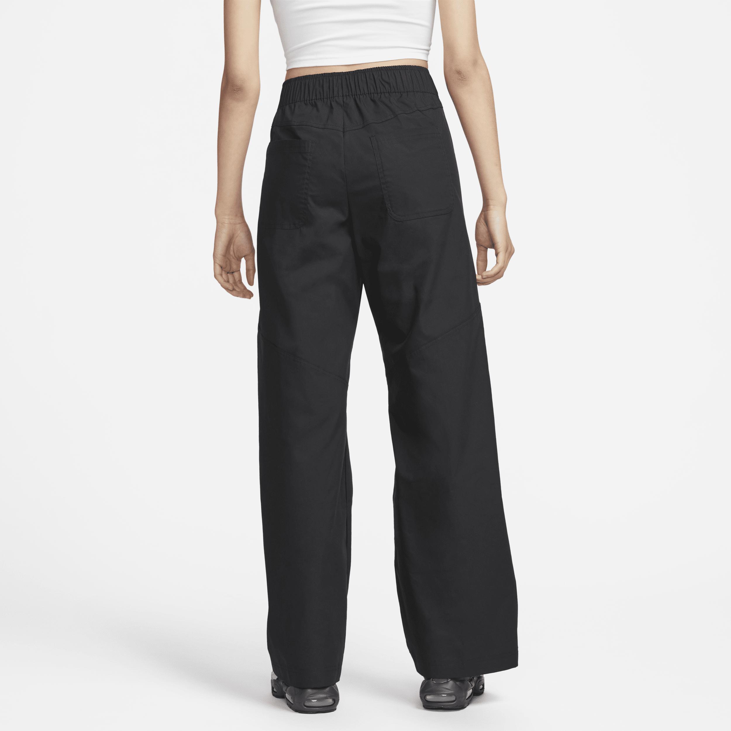 Women's Nike Sportswear Essentials Woven High-Rise Pants Product Image