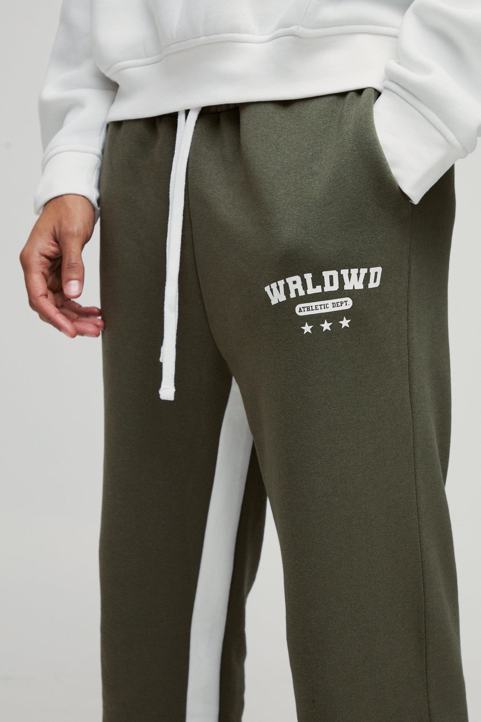 Relaxed Flare Worldwide Star Gusset Sweatpants | boohooMAN USA Product Image
