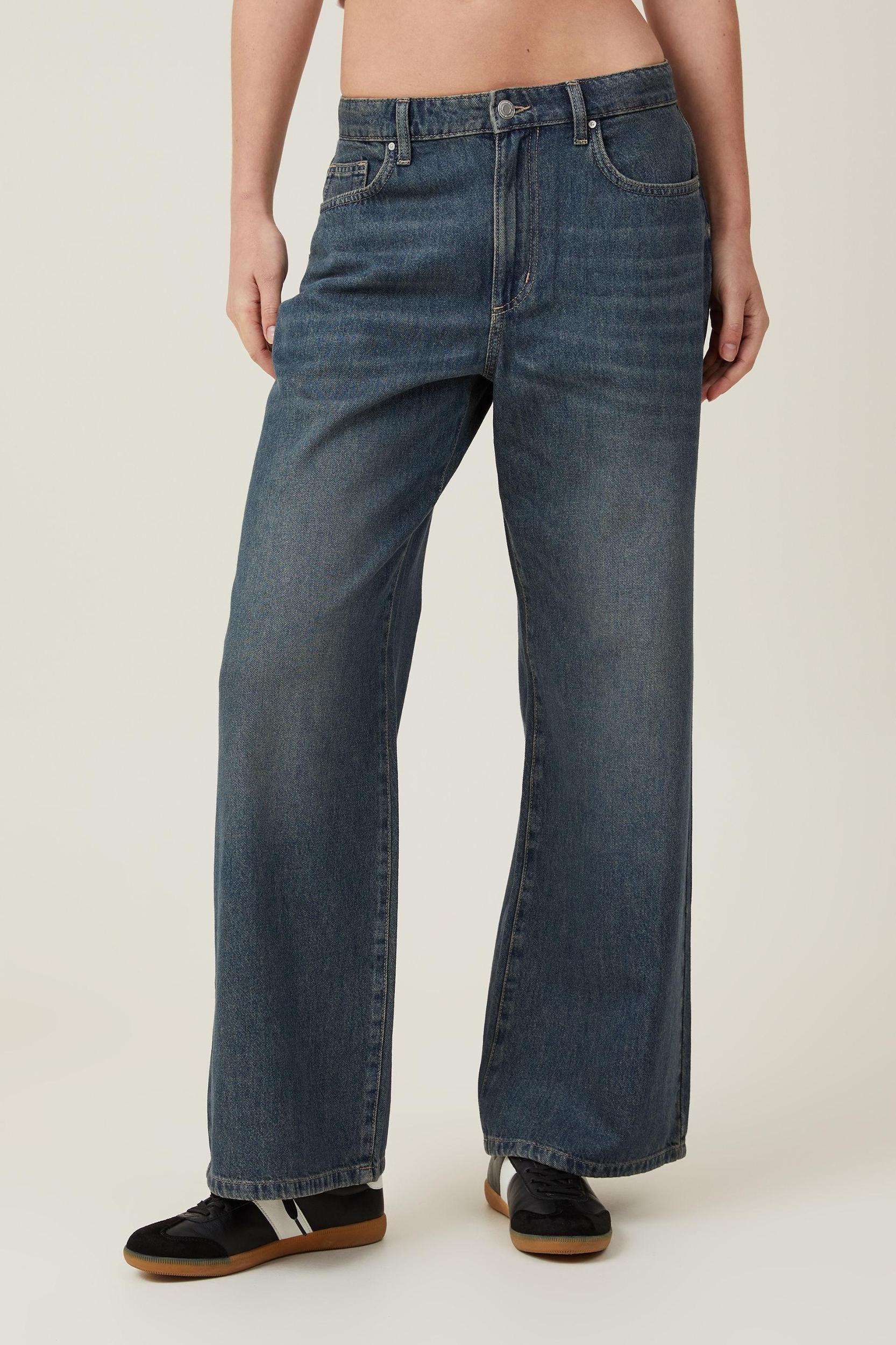 Relaxed Wide Jean Product Image