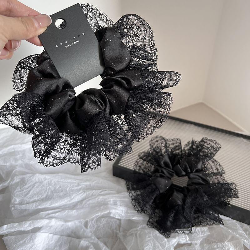Lace Panel Scrunchie Product Image