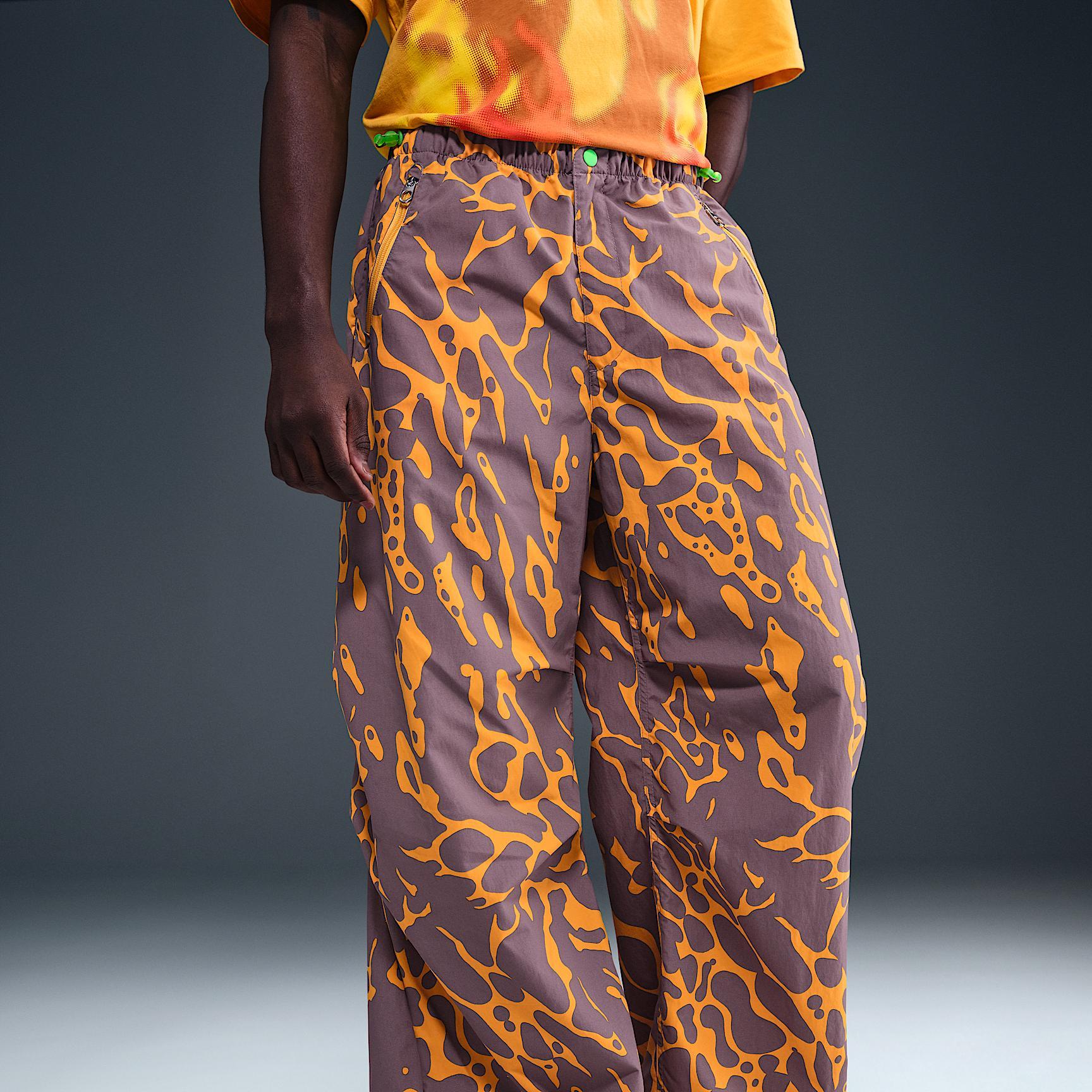 Nike Men's Project F.R.O.G. Parachute Pants Product Image