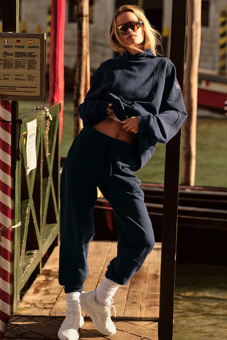 Alo Yoga | Make Waves Sweatpant Blue, Size: XL WOMEN/L MEN Product Image