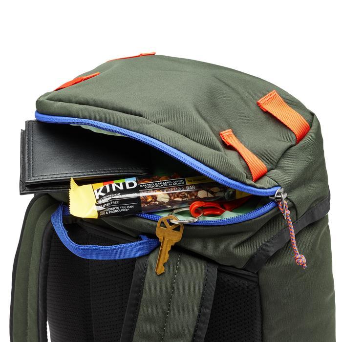 Tapa 22L Backpack - Cada Día Product Image