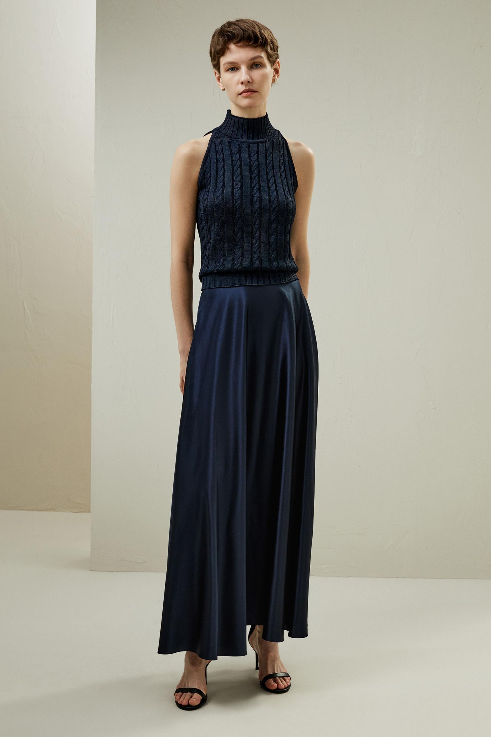Wild Silk Sleeveless Sweater Product Image