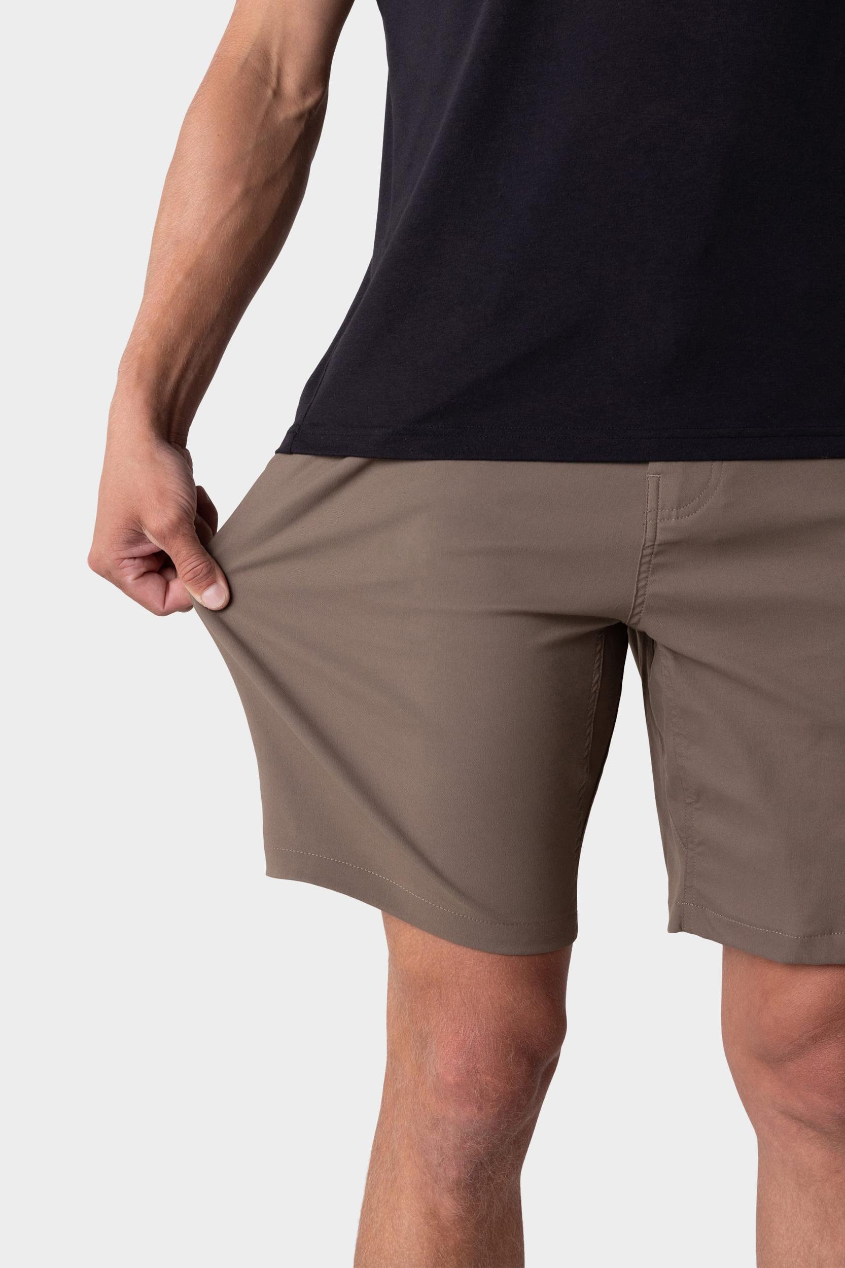 686 Men's Everywhere Hybrid Short Male Product Image