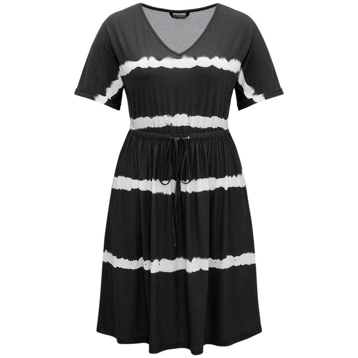 Plus Size Striped Tie Dye Pocket Drawstring Gathered Dress Black Women Casual Gathered V-neck Short sleeve Curvy Midi Dress BloomChic 18-20/2X Product Image