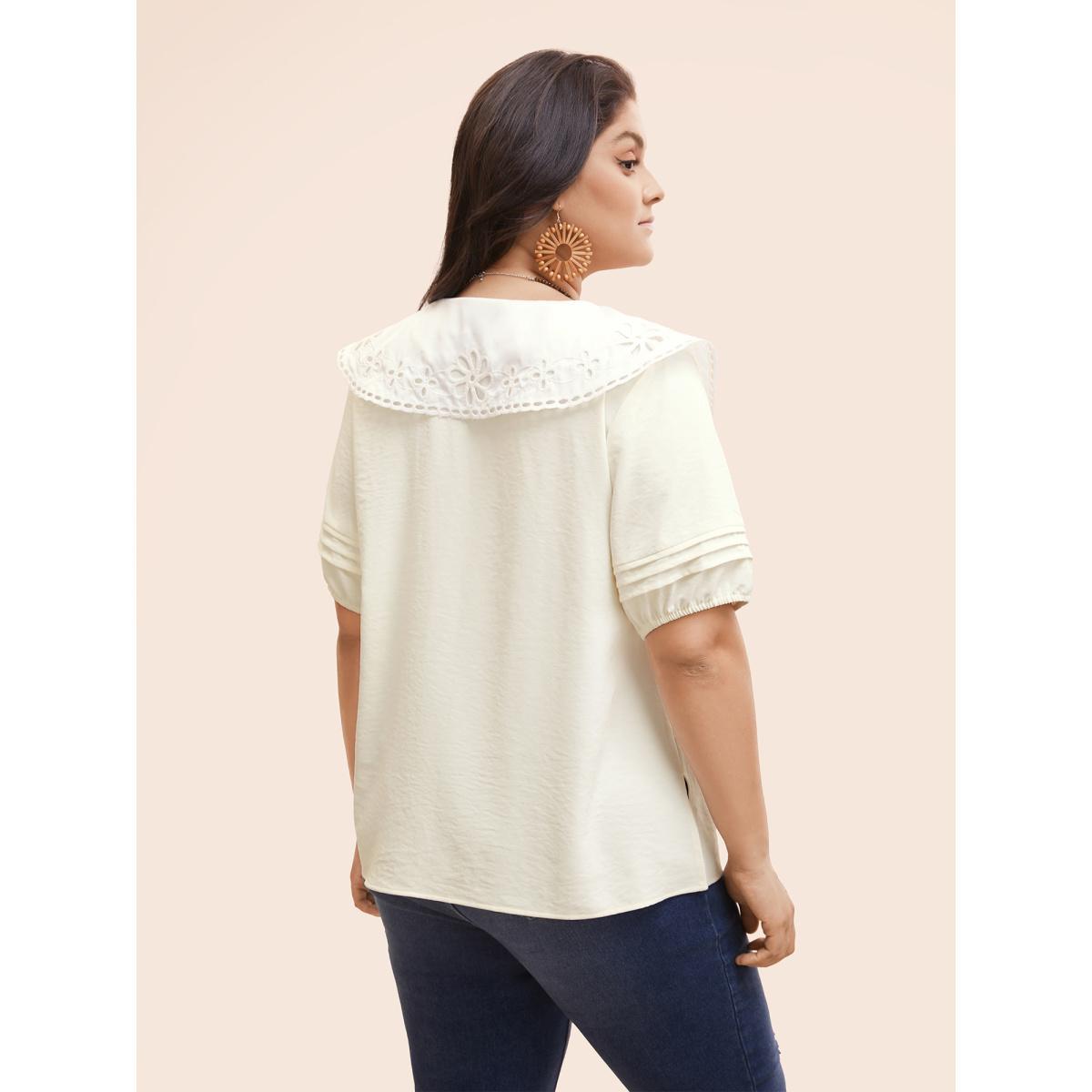 Plus Size Ivory Lace Collar Lantern Sleeve Pleated Blouse Women Resort Short sleeve Lace collar Vacation Blouses BloomChic 22-24/3X Product Image