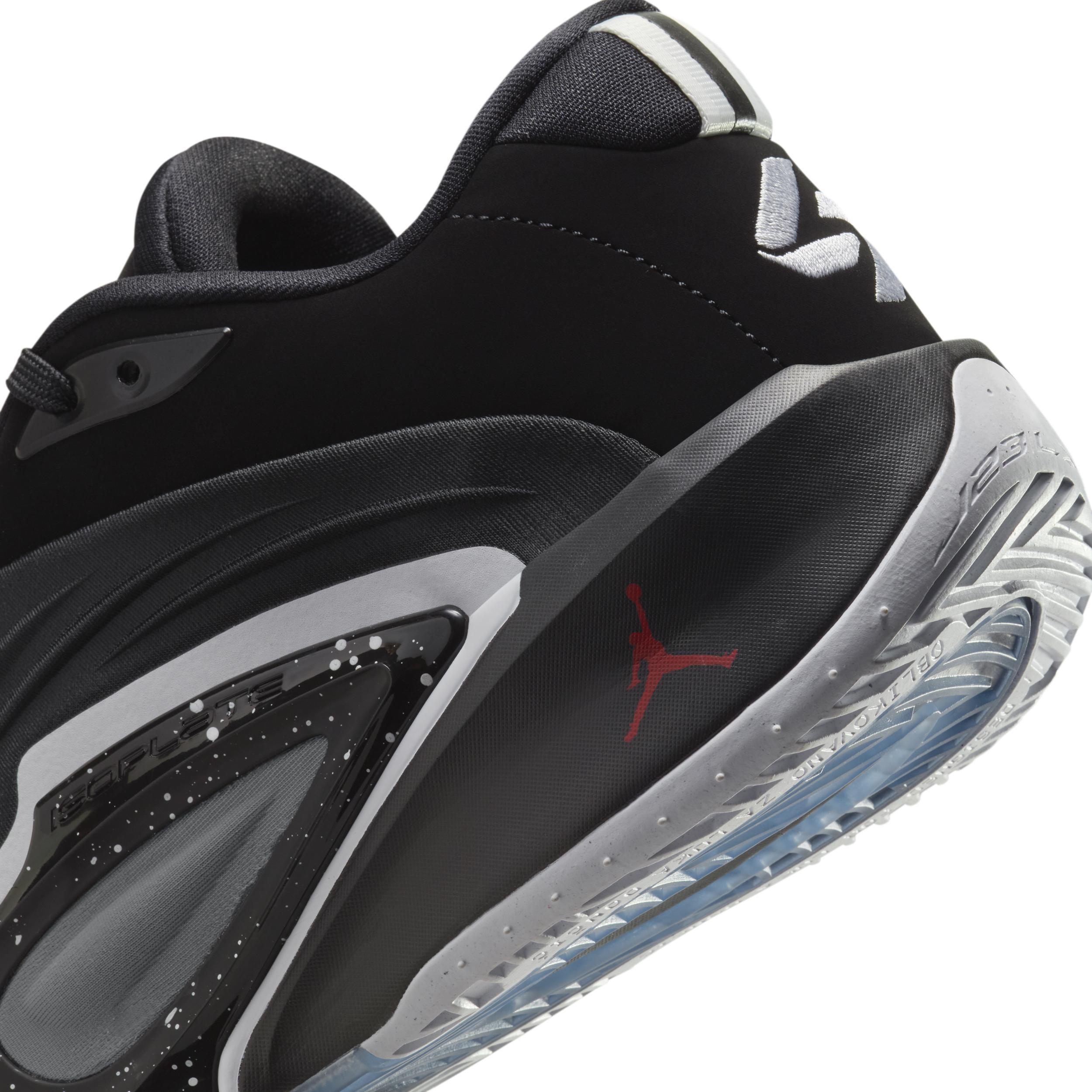 Nike Men's Luka 3 "Speedway" Basketball Shoes Product Image