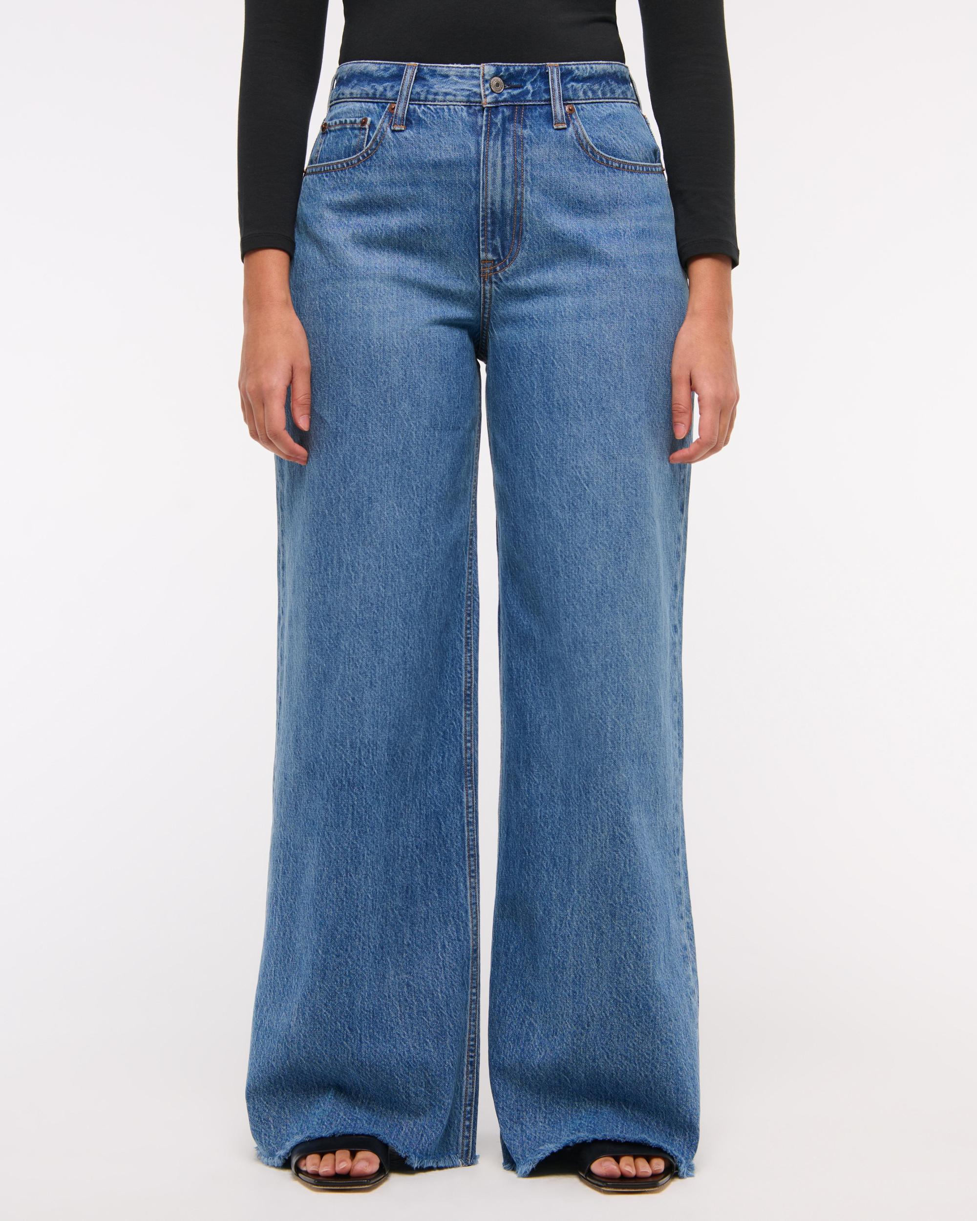 Curve Love High Rise Wide Leg Jean Product Image