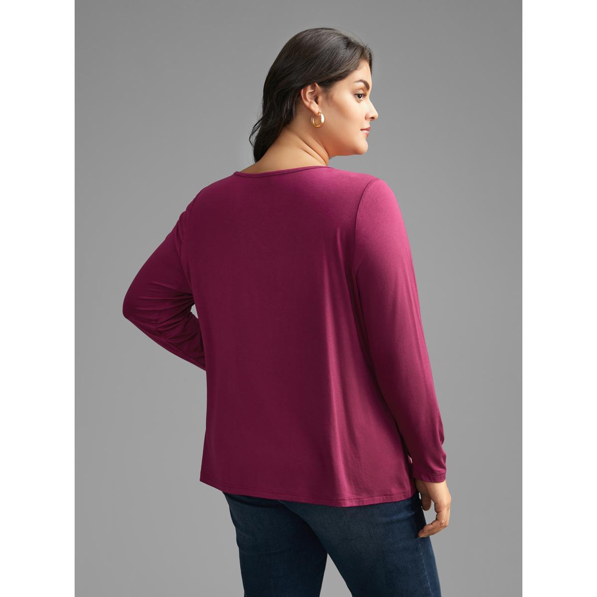 Plus Size Solid V Neck Lace Patchwork T-shirt RedViolet Women Elegant Woven ribbon&lace trim V-neck Everyday T-shirts BloomChic 30/6X Product Image