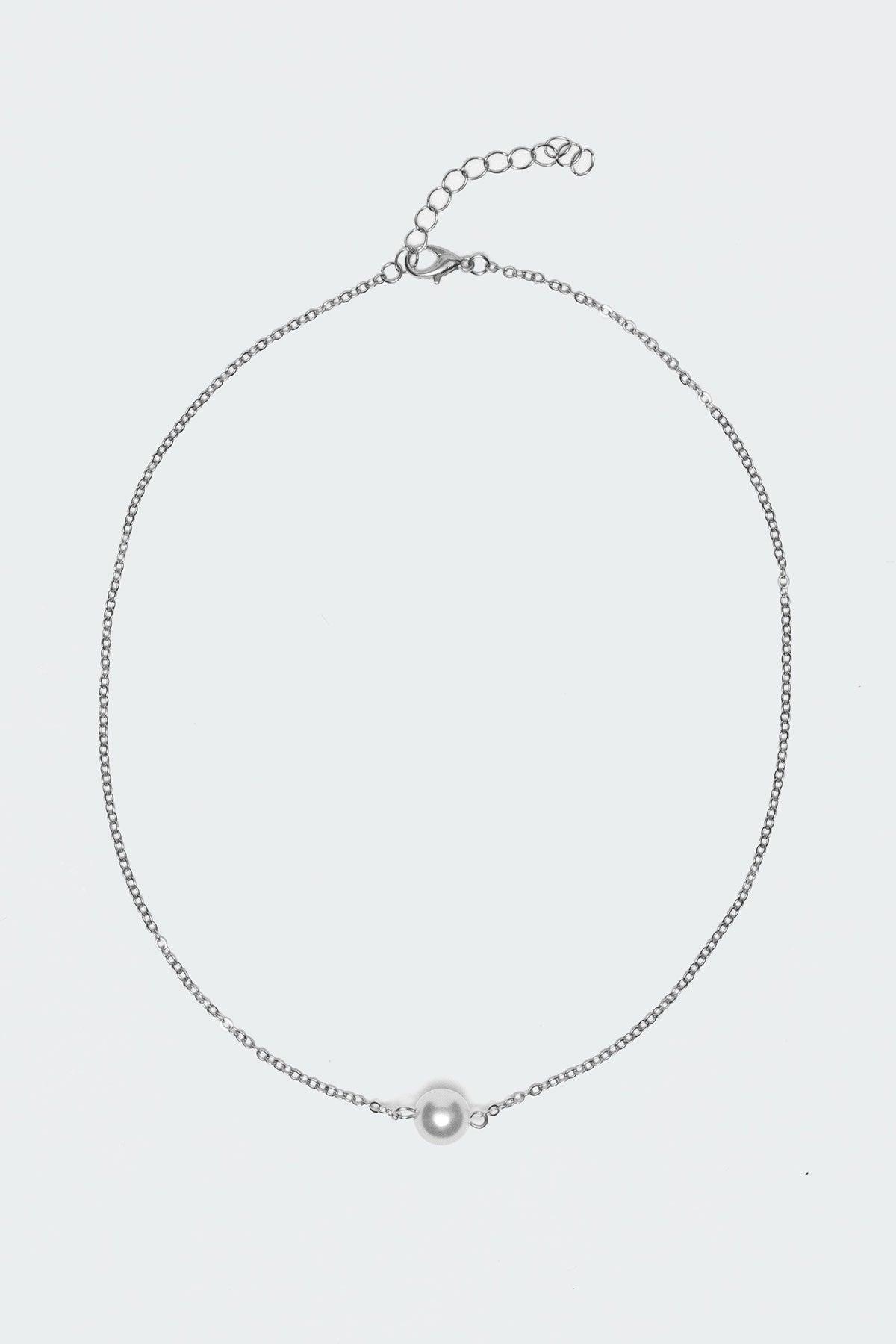 Center Stage Pearl Necklace Product Image