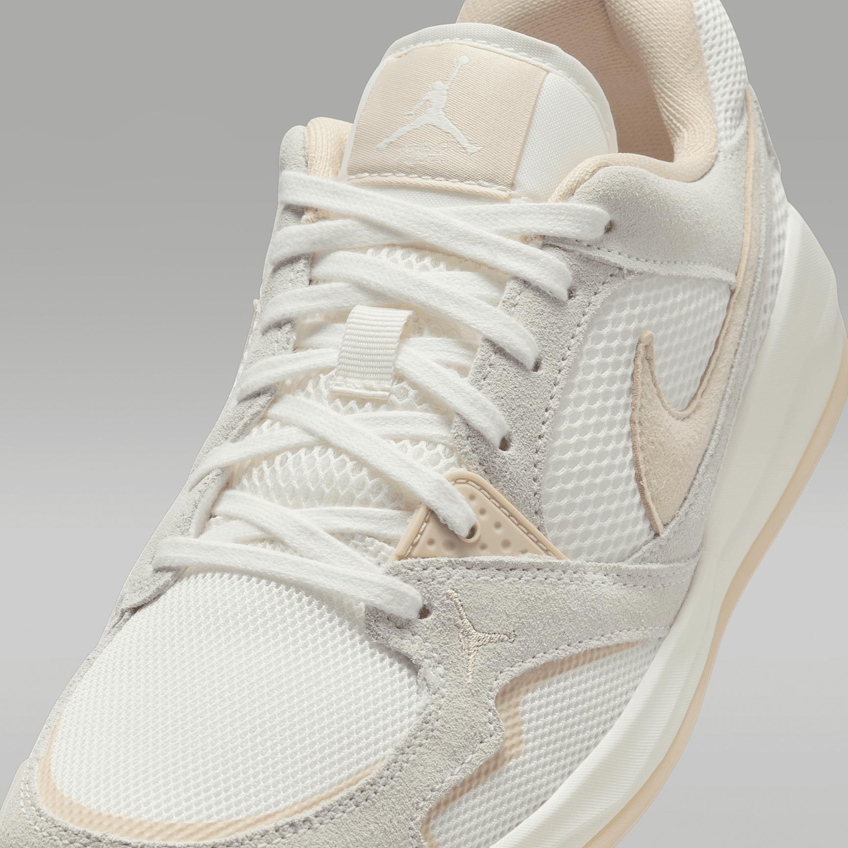 Women's Jordan CMFT Era Shoes Product Image