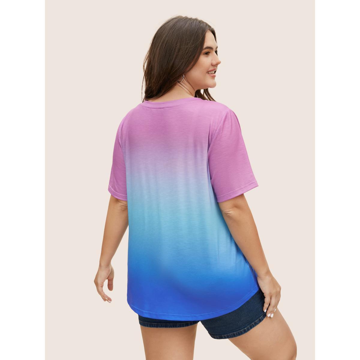 Plus Size Ombre Contrast Patched Pocket T-shirt Lilac Women Casual Non Ombre V-neck Everyday T-shirts BloomChic 22-24/3X Product Image