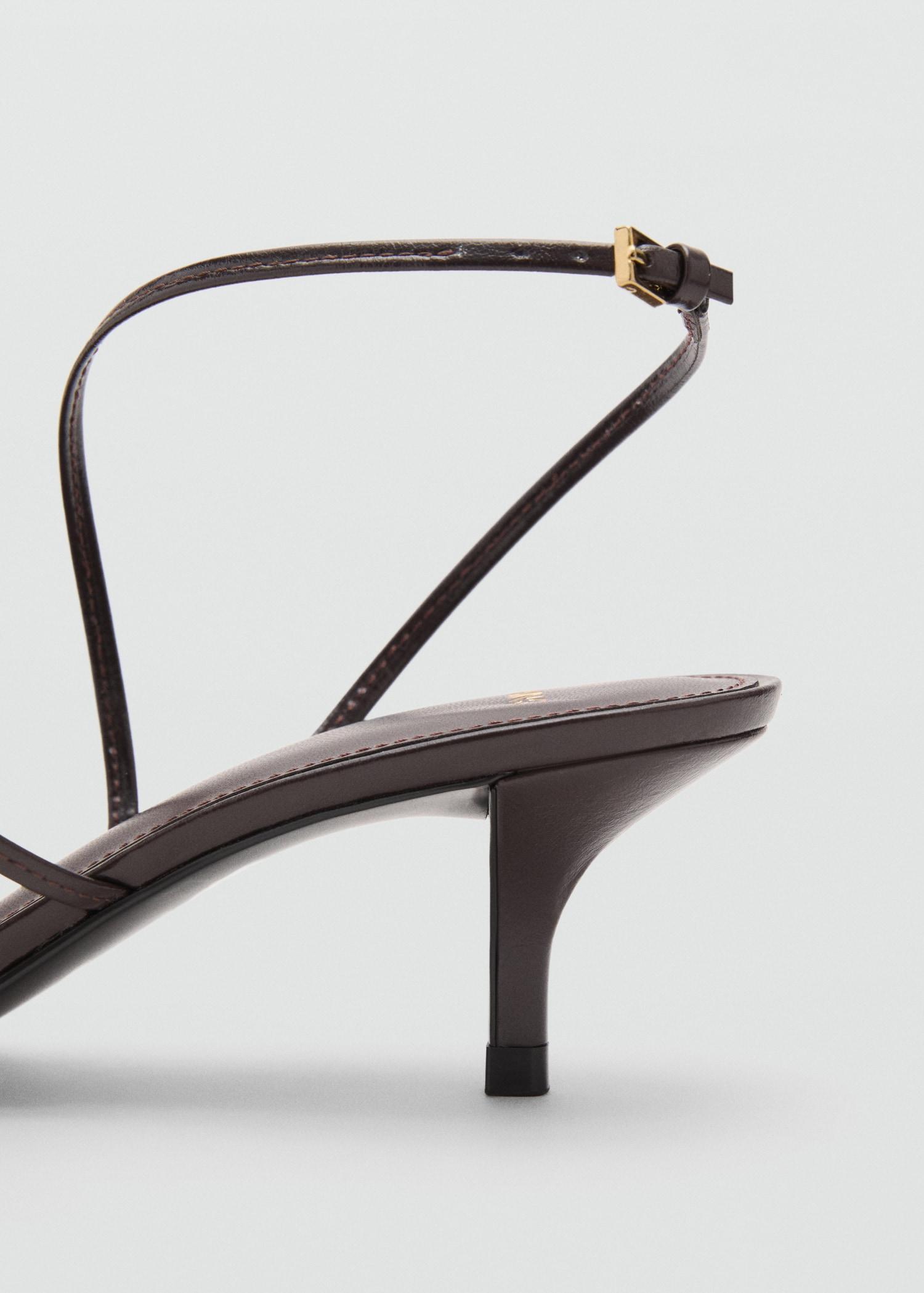 Kitten-heel sandals with buckle - Women | MANGO USA Product Image