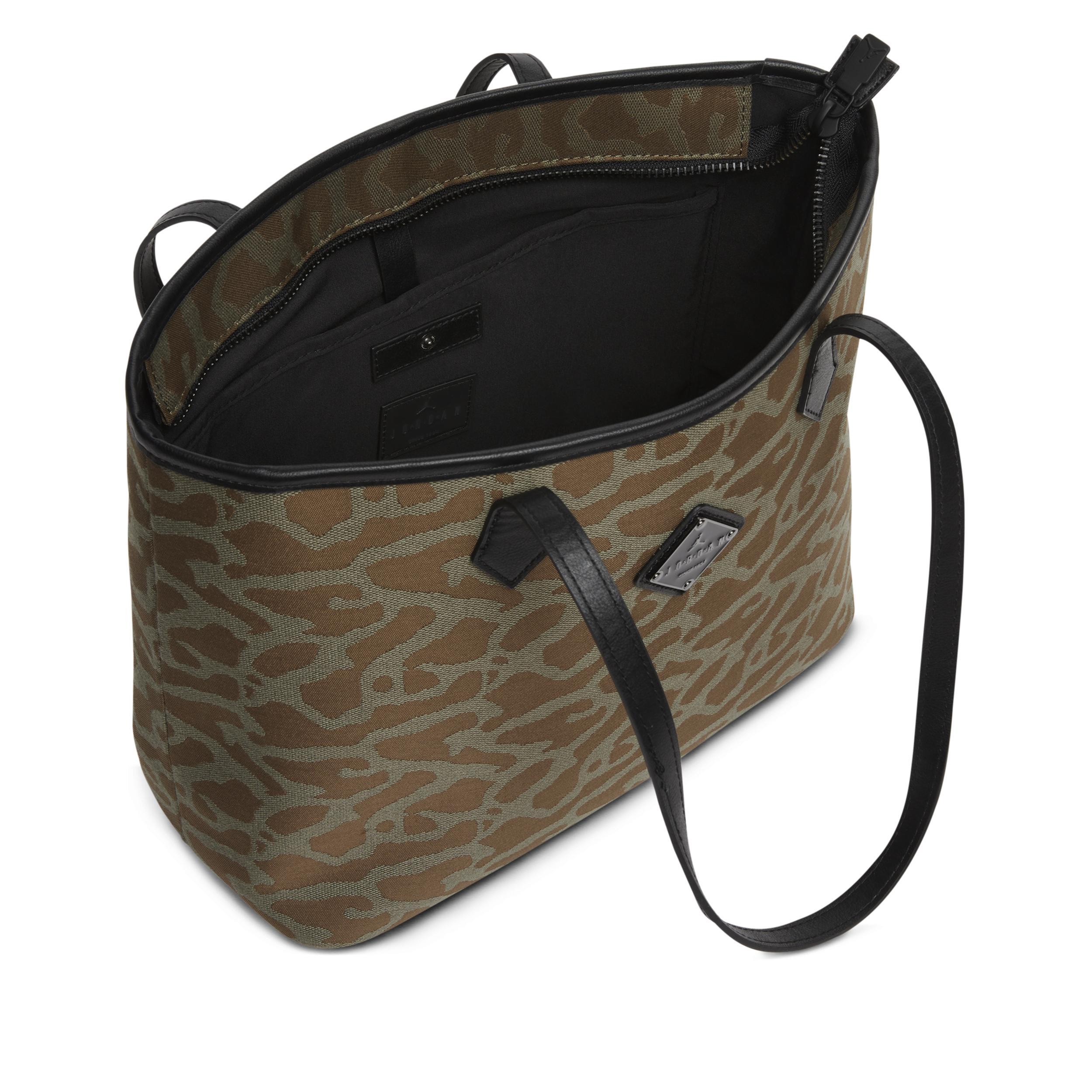 Men's Jordan Icon Tote Bag (17L) Product Image