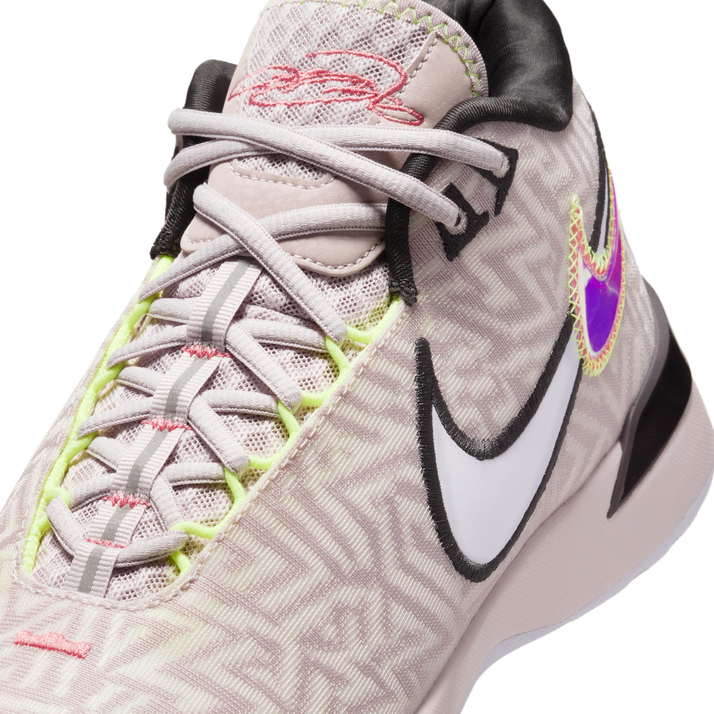 Nike Men's LeBron NXXT Genisus Basketball Shoes Product Image