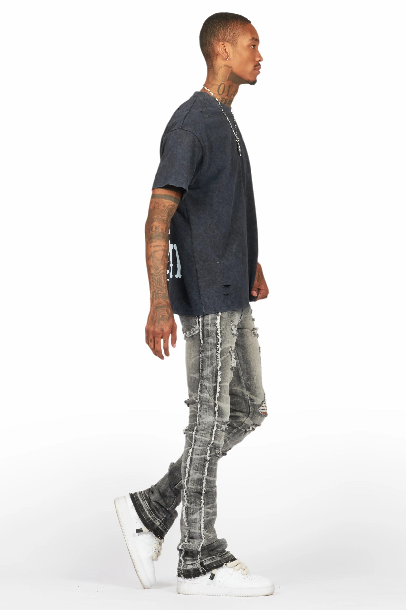 Rugged Black Stacked Flare Jean Male Product Image