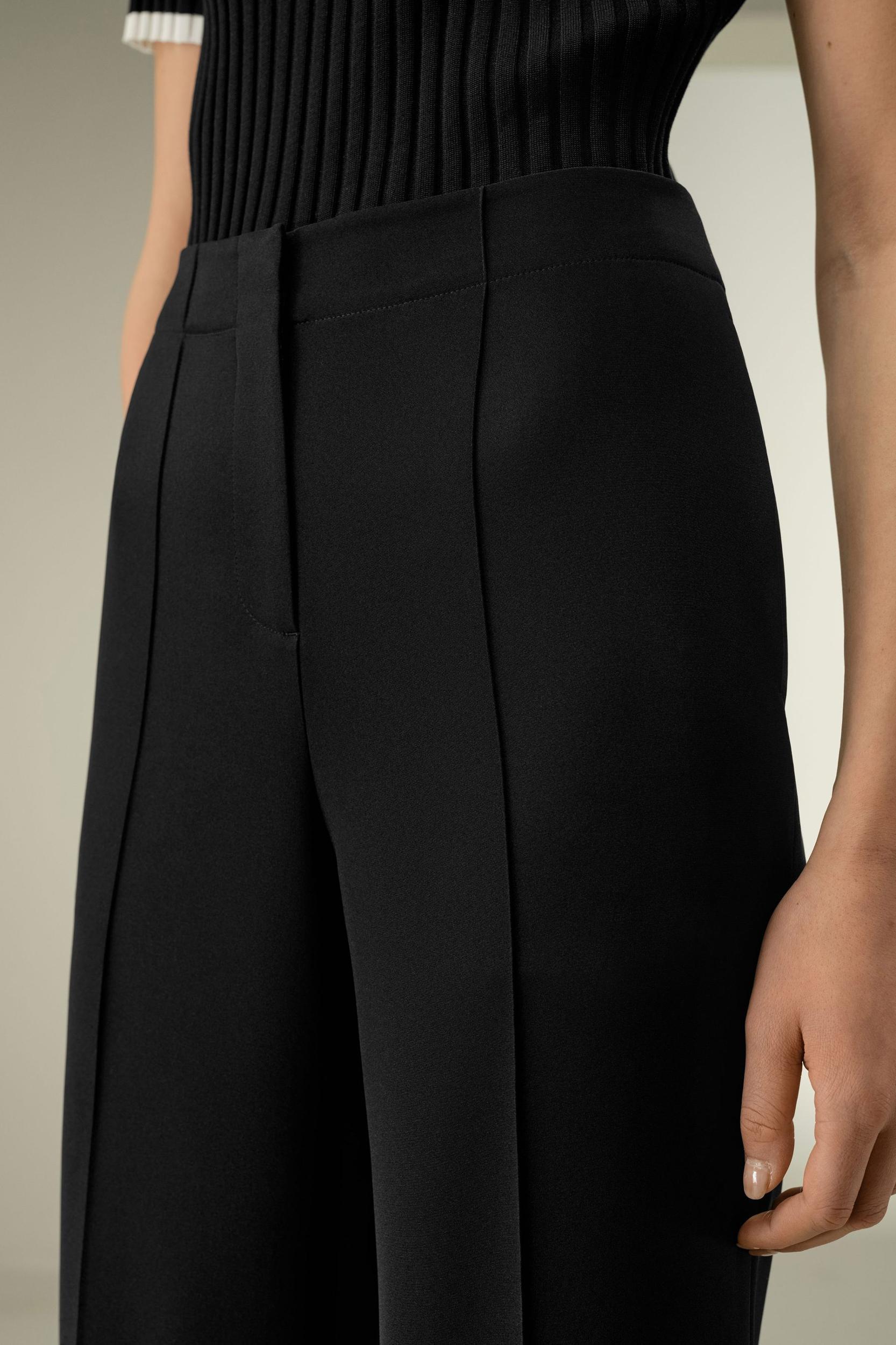 Minimalist Silk Crêpe Pant Product Image