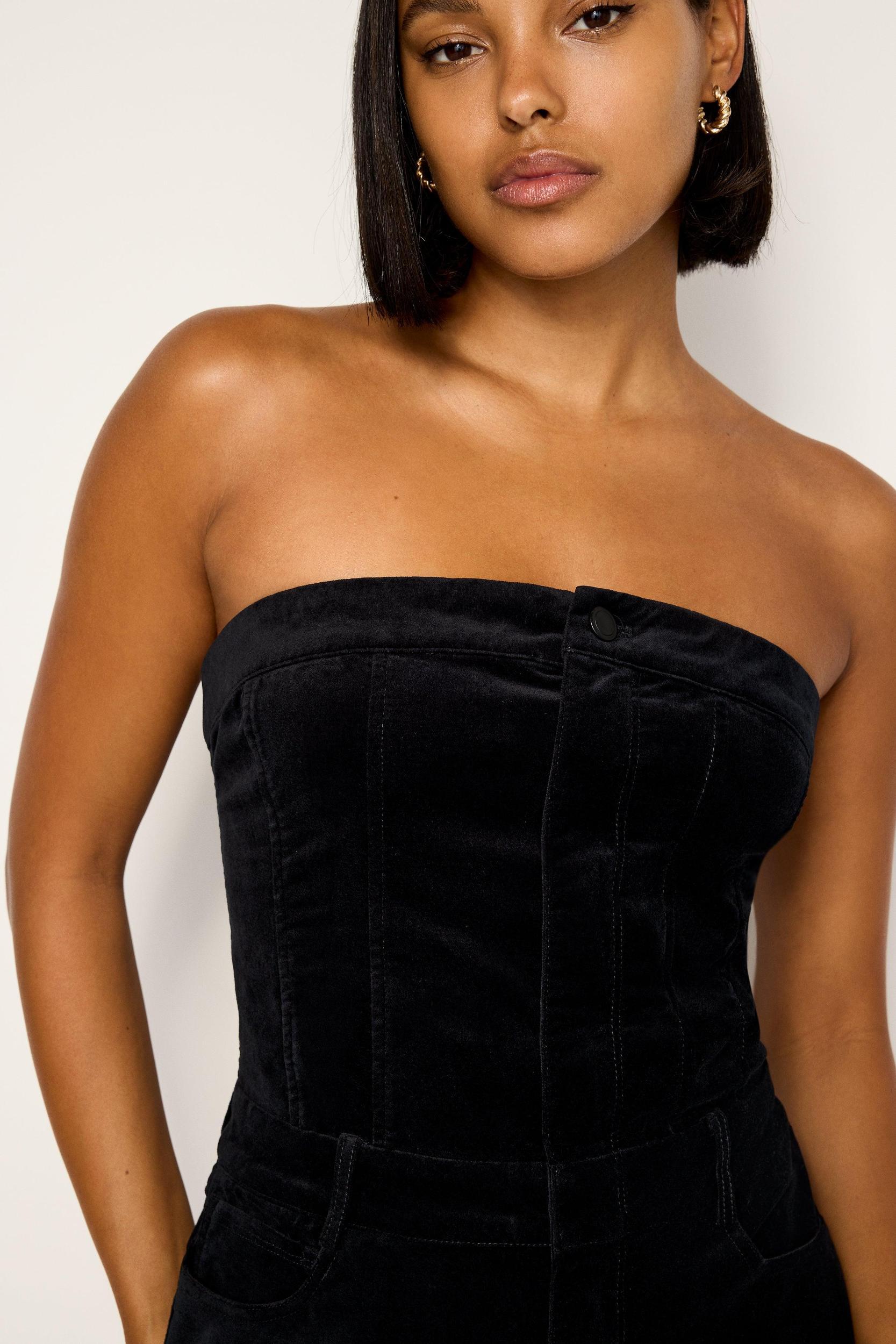 FIT FOR SUCCESS STRAPLESS VELVET JUMPSUIT | BLACK001 Product Image