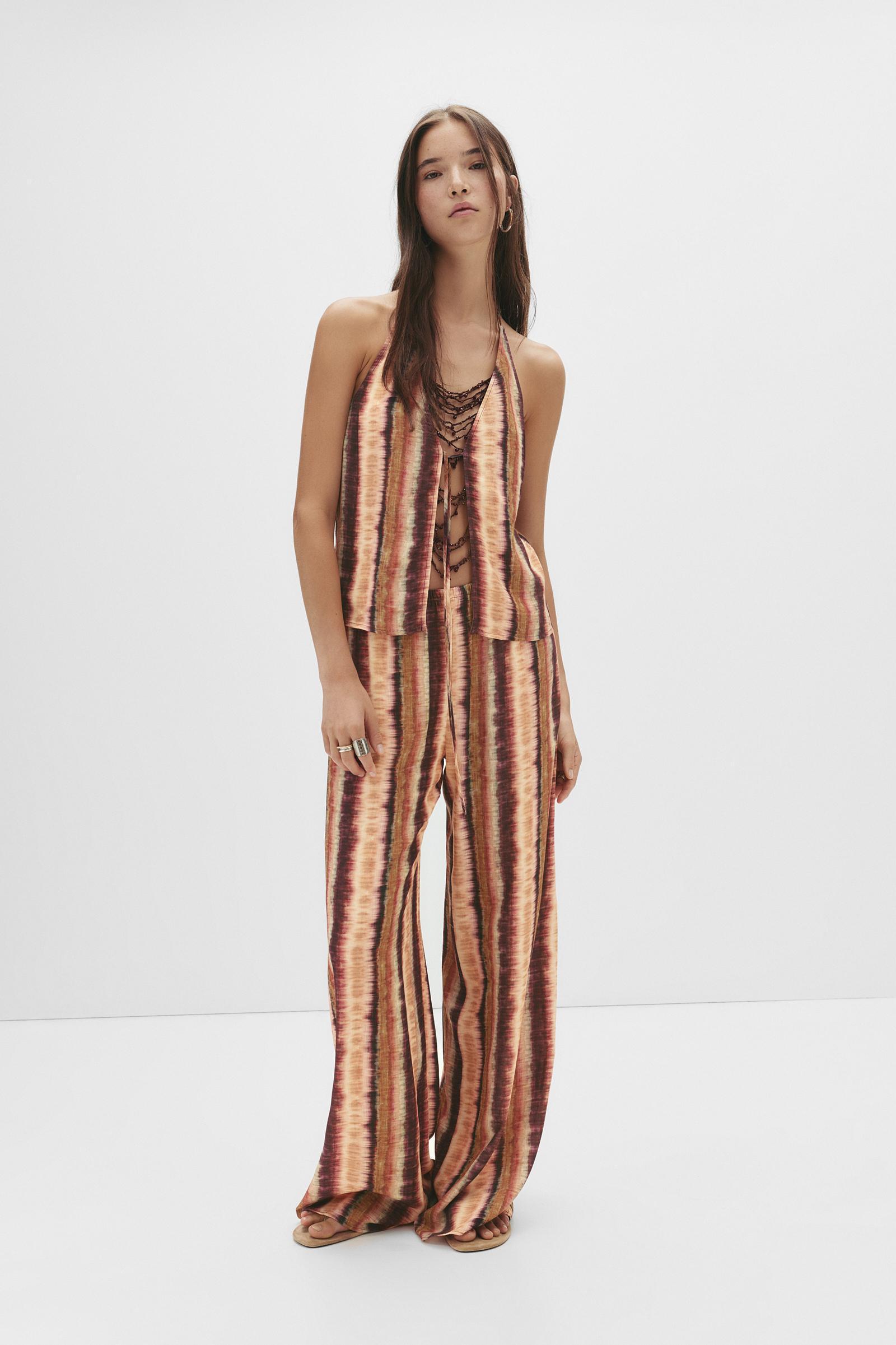 Printed flowy trousers Product Image