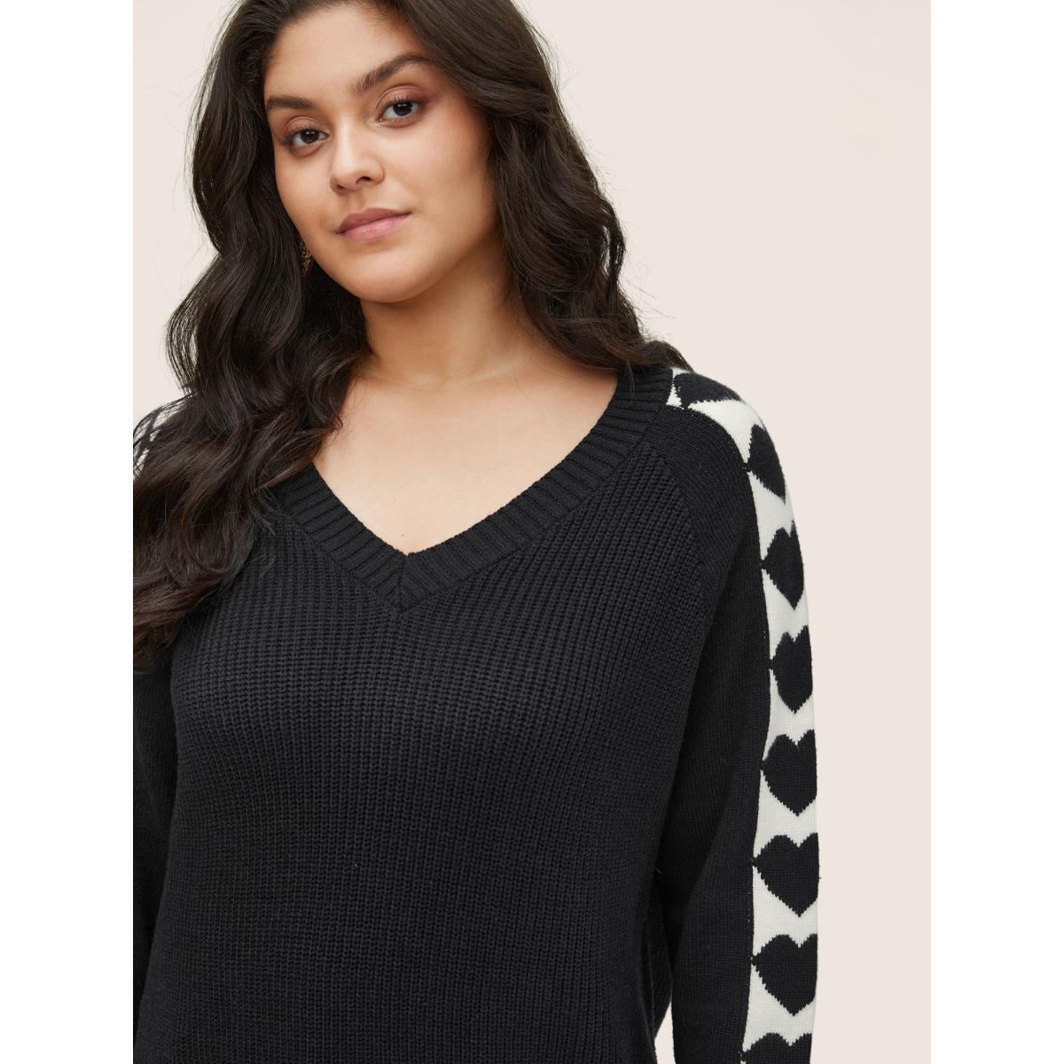 Plus Size Supersoft Essentials Heart Patchwork V Neck Raglan Sleeve Pullover Black Women Casual Loose Long Sleeve V-neck Dailywear Pullovers BloomChic 18-20/2X Product Image