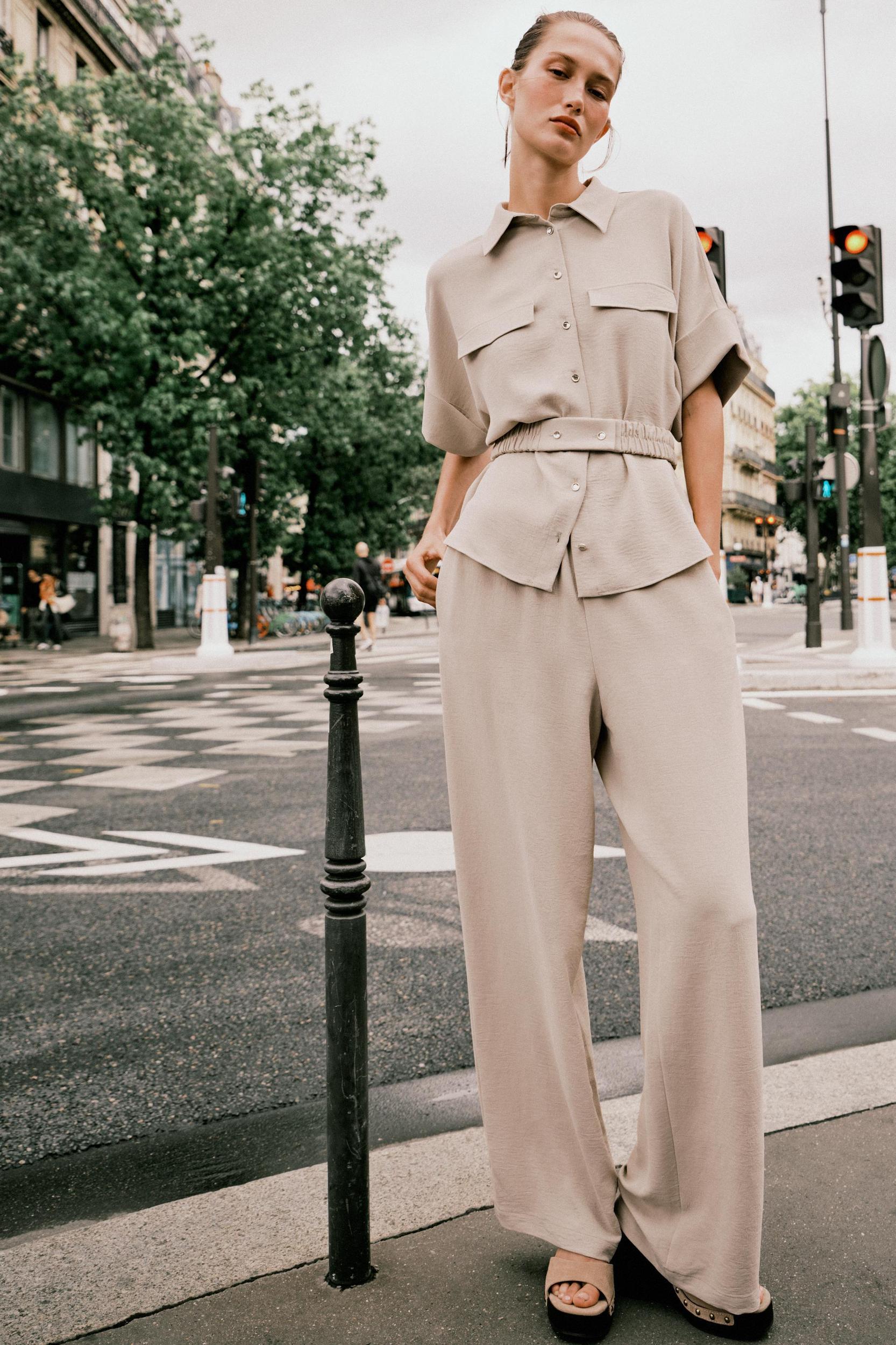 FLOWY WIDE LEG PANTS Product Image