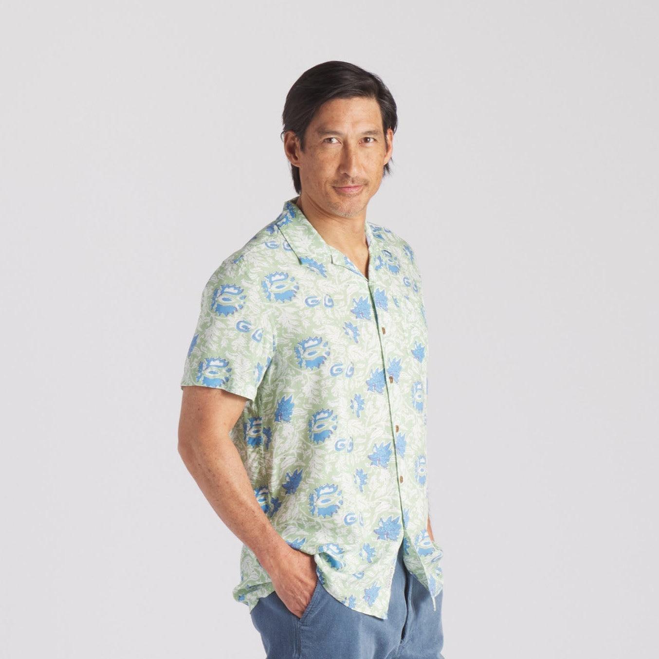 Vintage Hawaiian Camp Collar Shirt - Batik Print Product Image