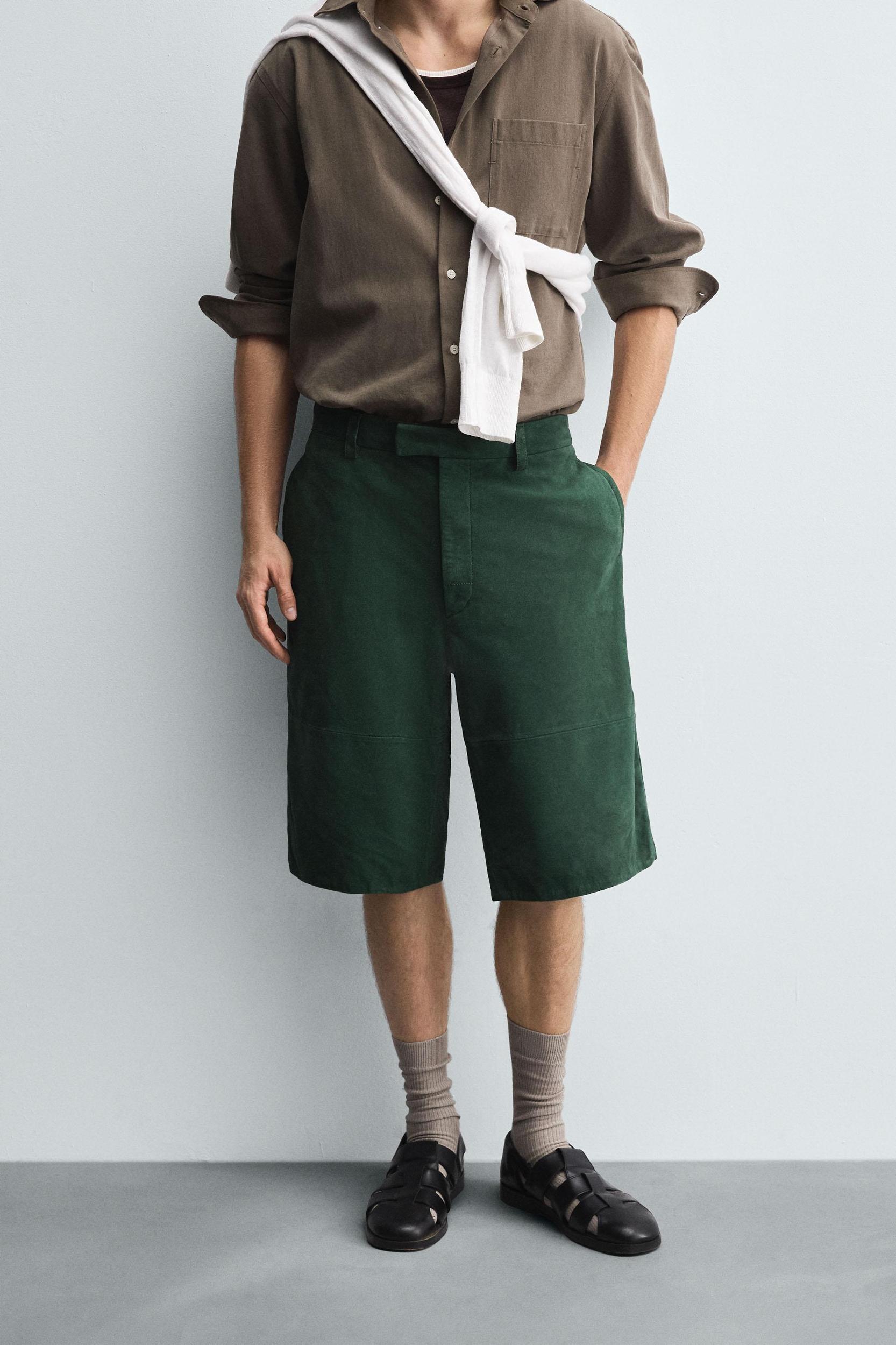 RELAXED FIT SUEDE LEATHER SHORTS Product Image